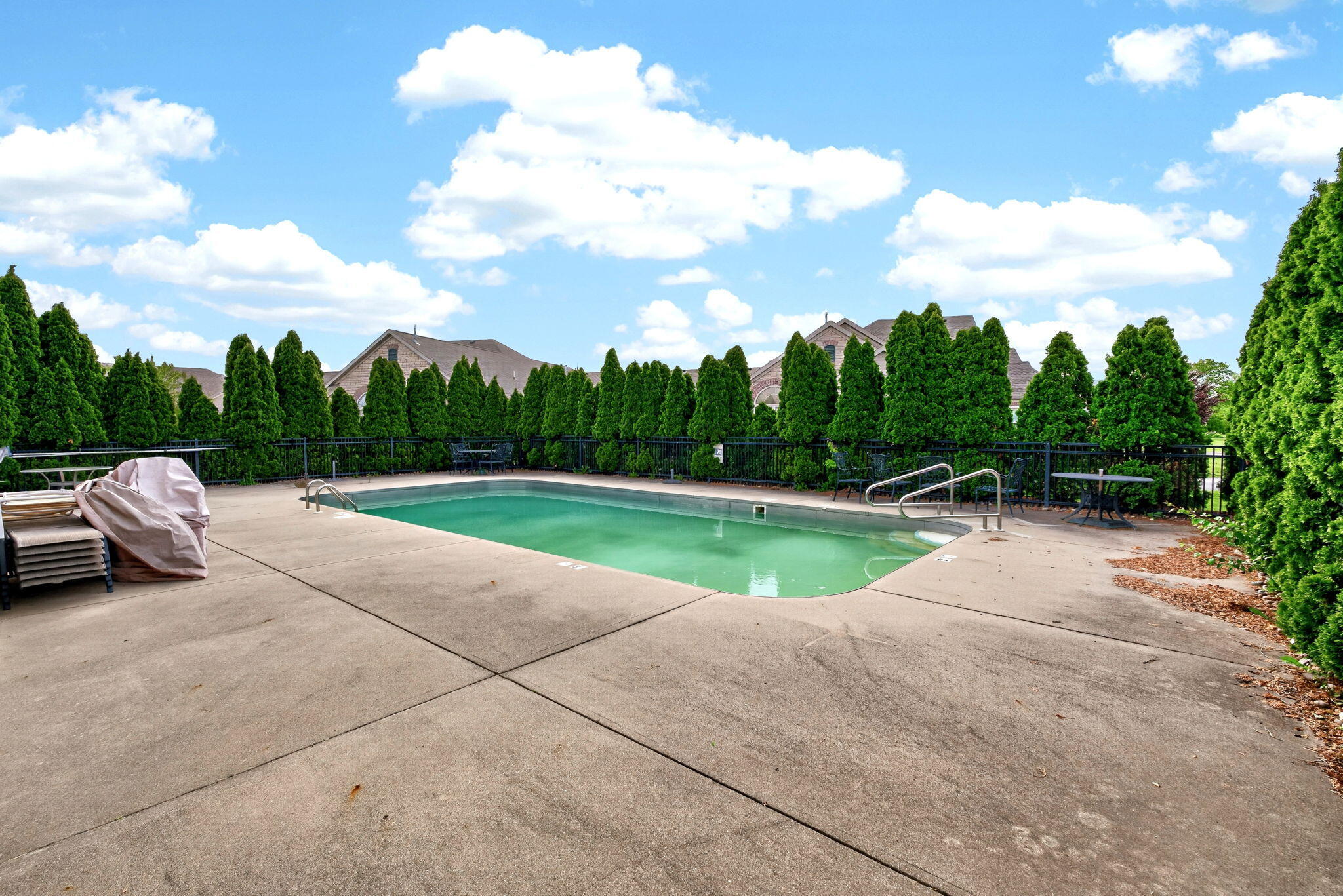 7049 Creekside Circle, Fairborn, Ohio 45324