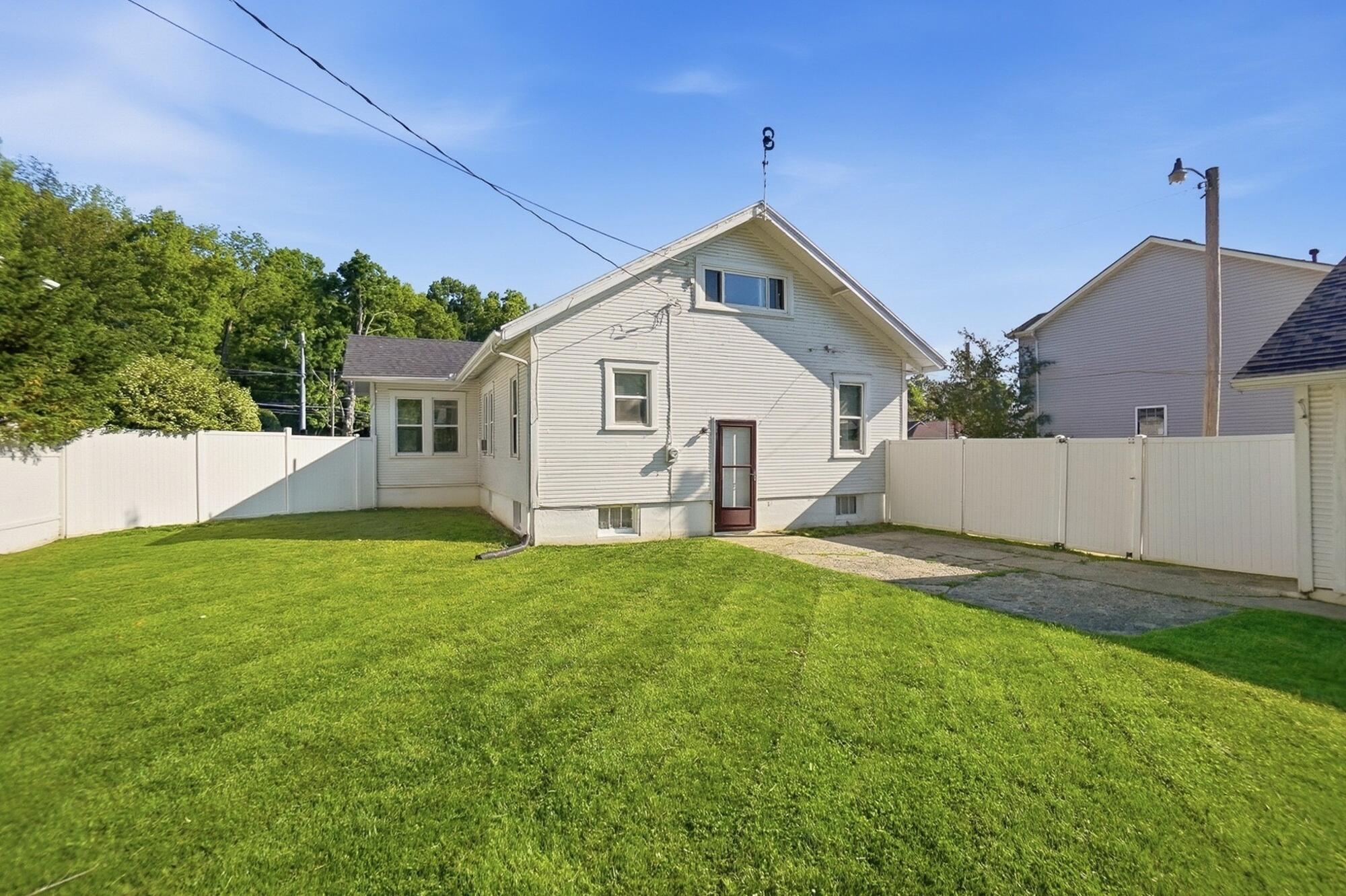 524 Market Street, Troy, Ohio 45373