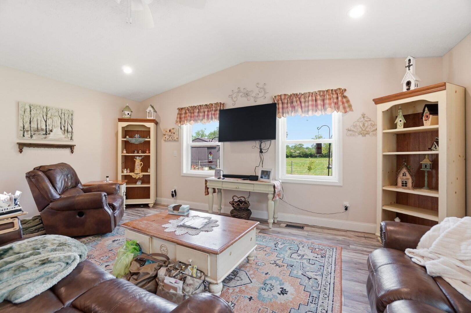 6306 Johnson Road, Springfield, Ohio 45502
