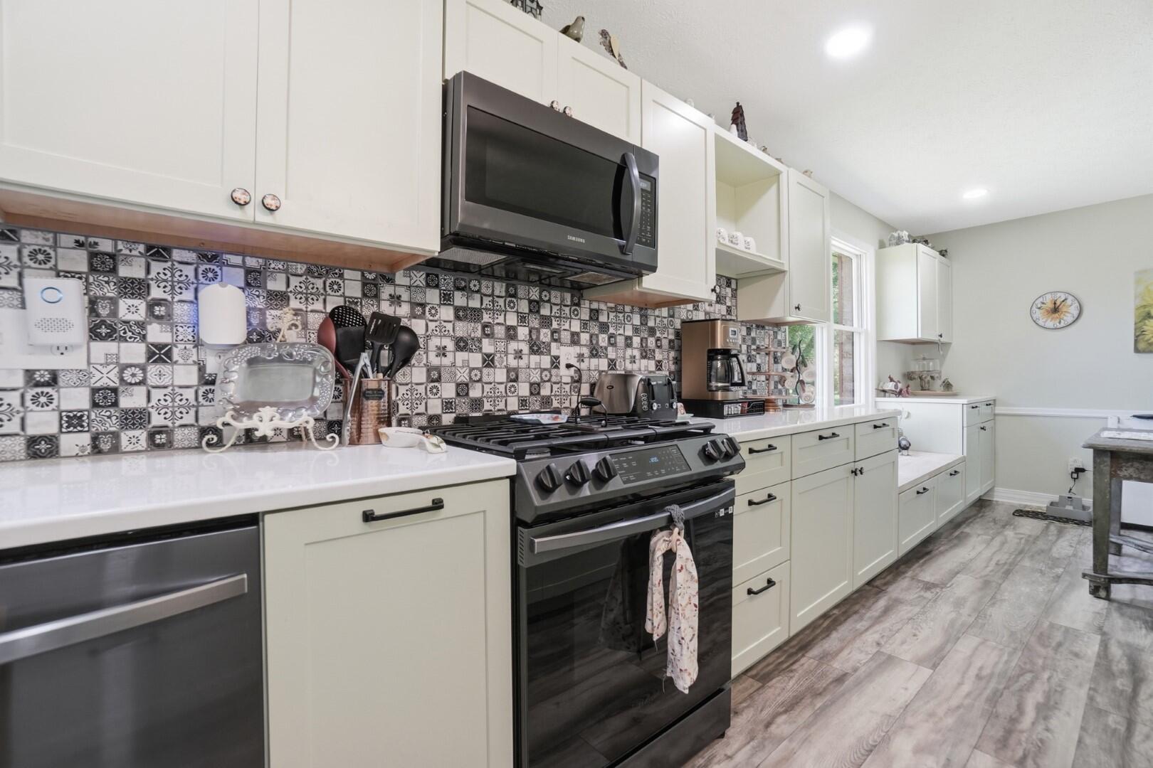 6306 Johnson Road, Springfield, Ohio 45502