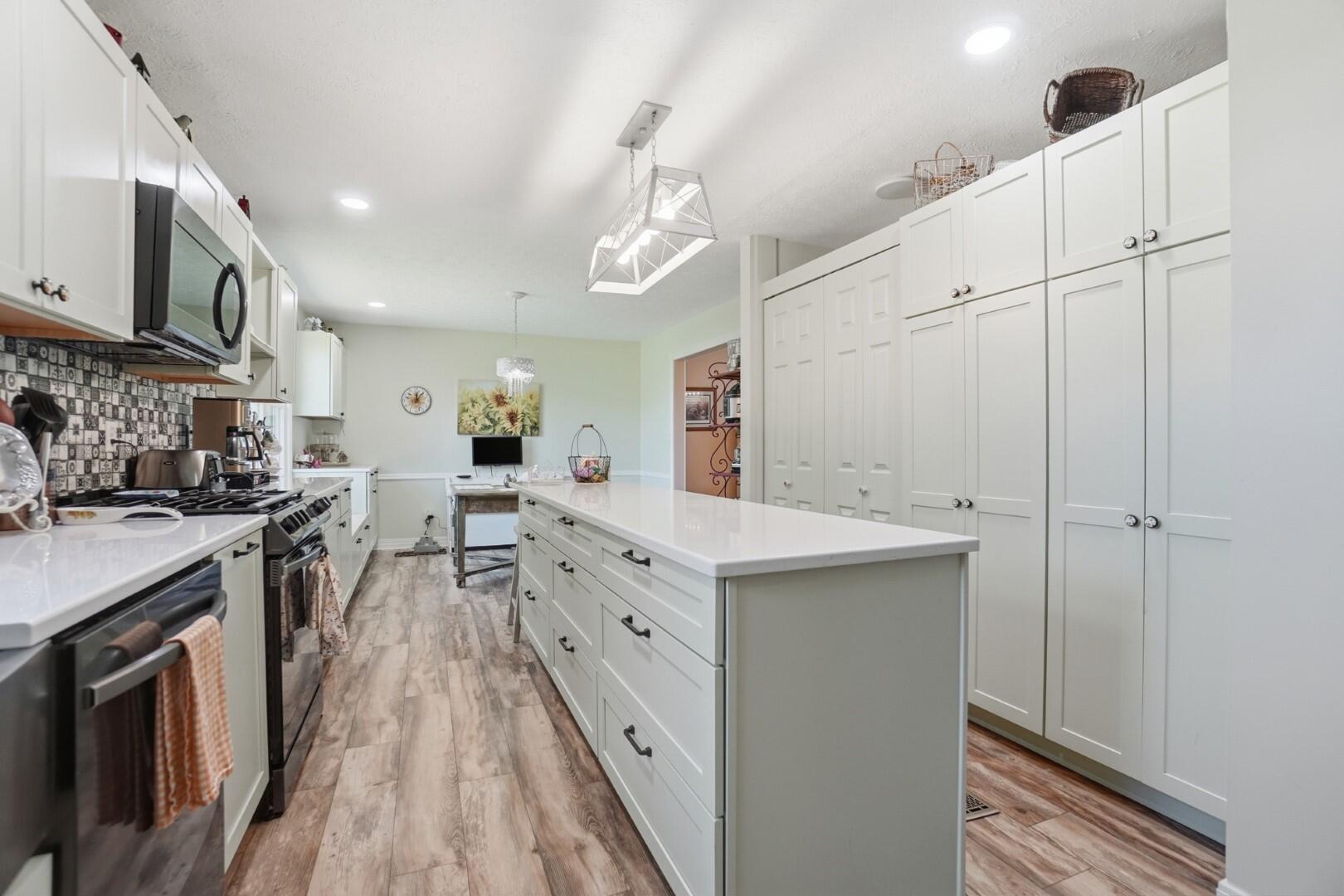 6306 Johnson Road, Springfield, Ohio 45502