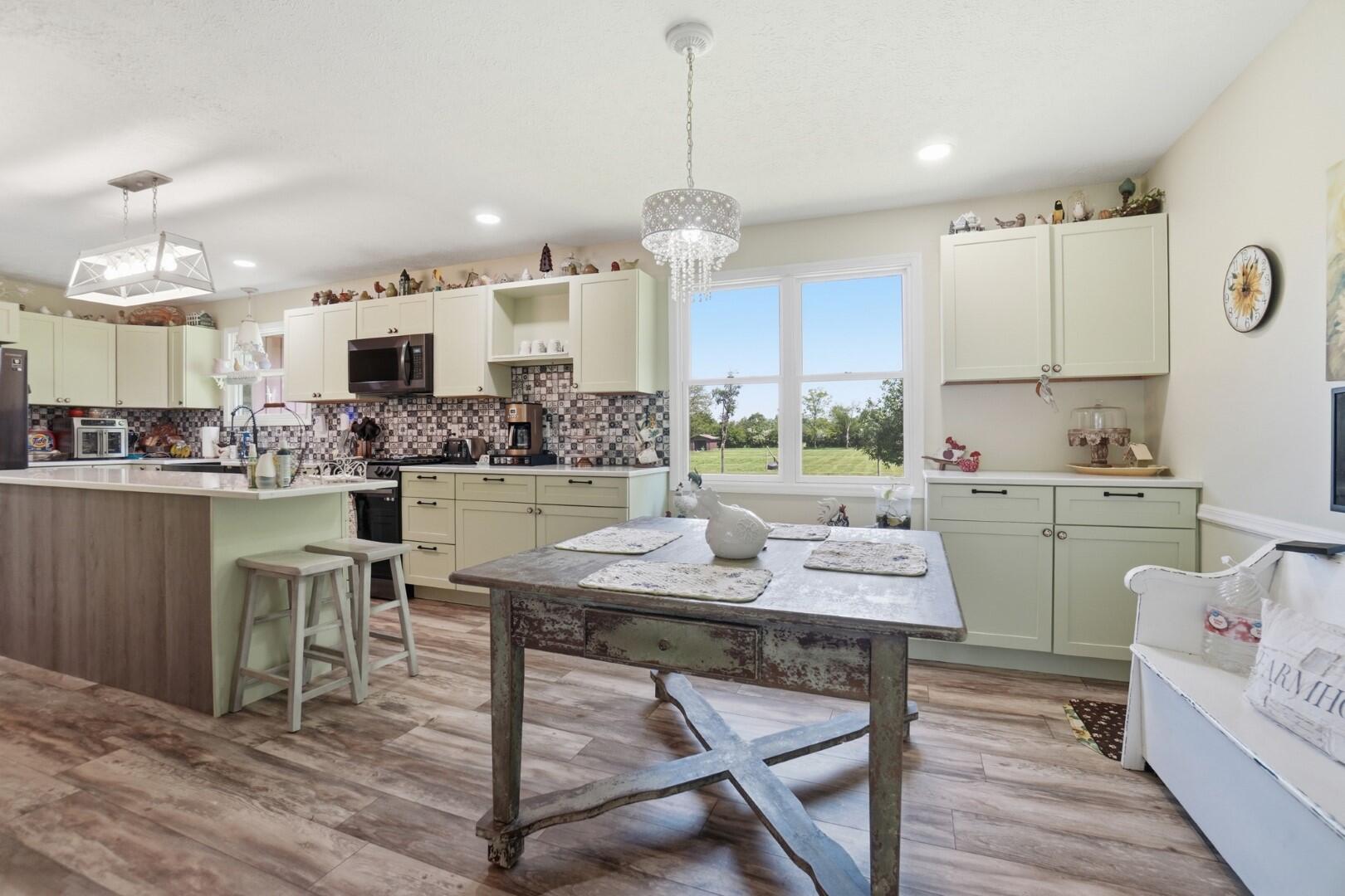 6306 Johnson Road, Springfield, Ohio 45502
