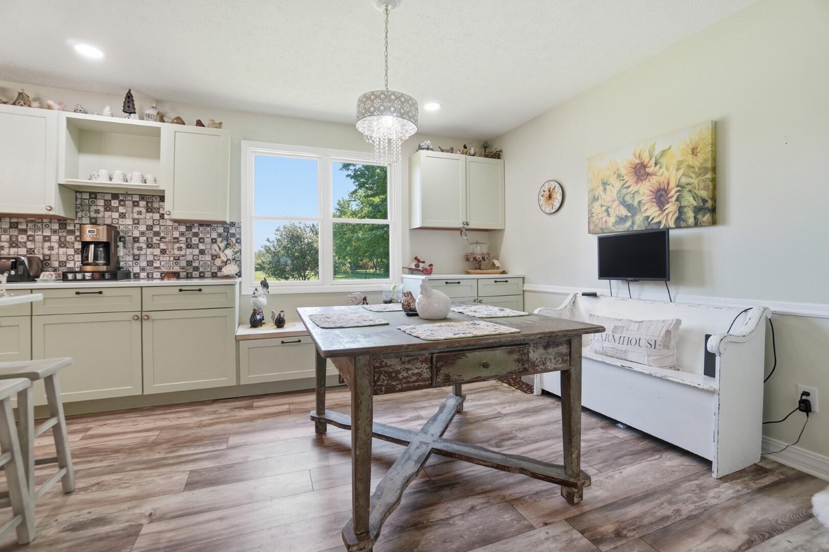 6306 Johnson Road, Springfield, Ohio 45502