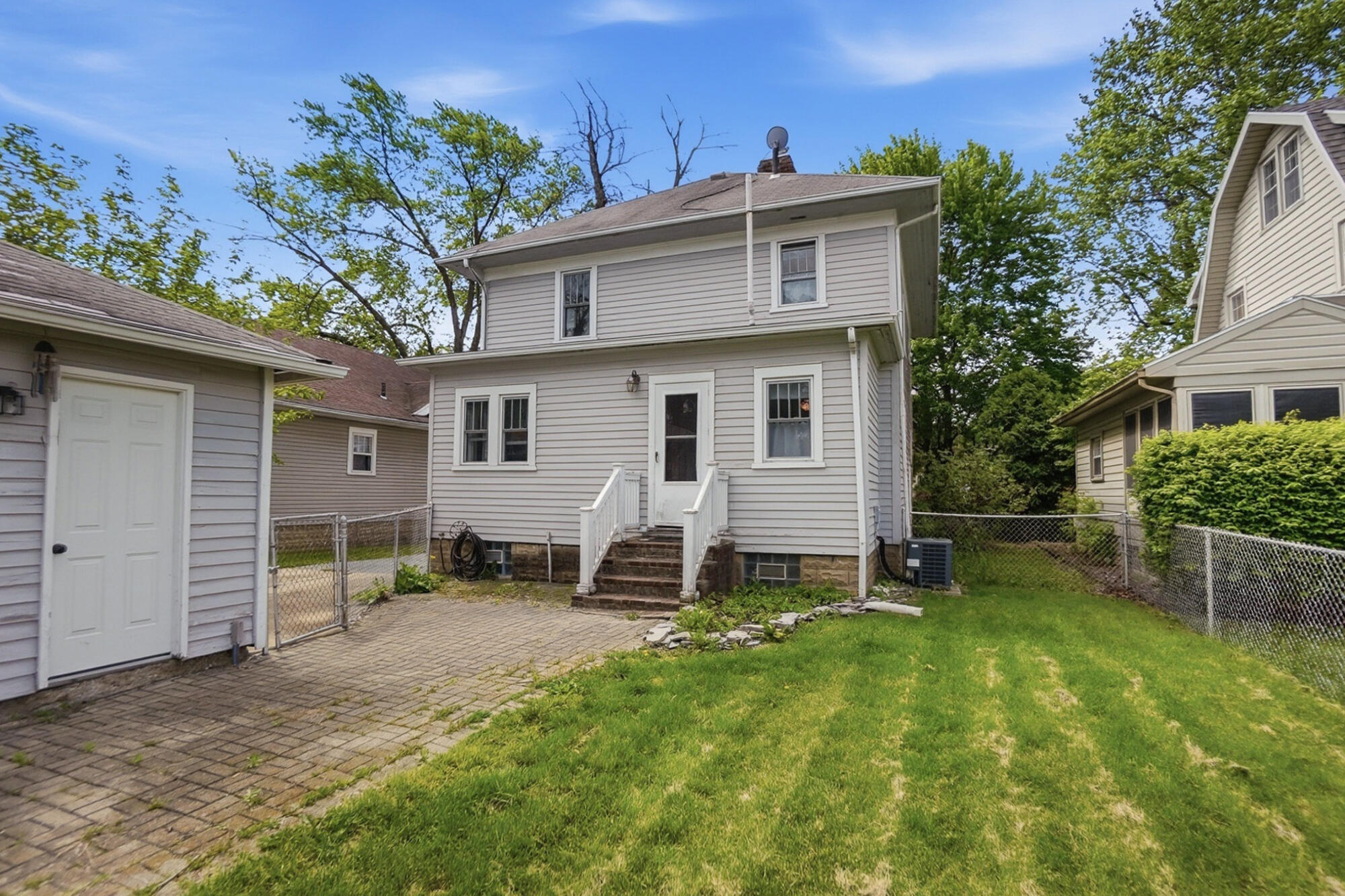 146 Kensington Place, Springfield, Ohio 45504