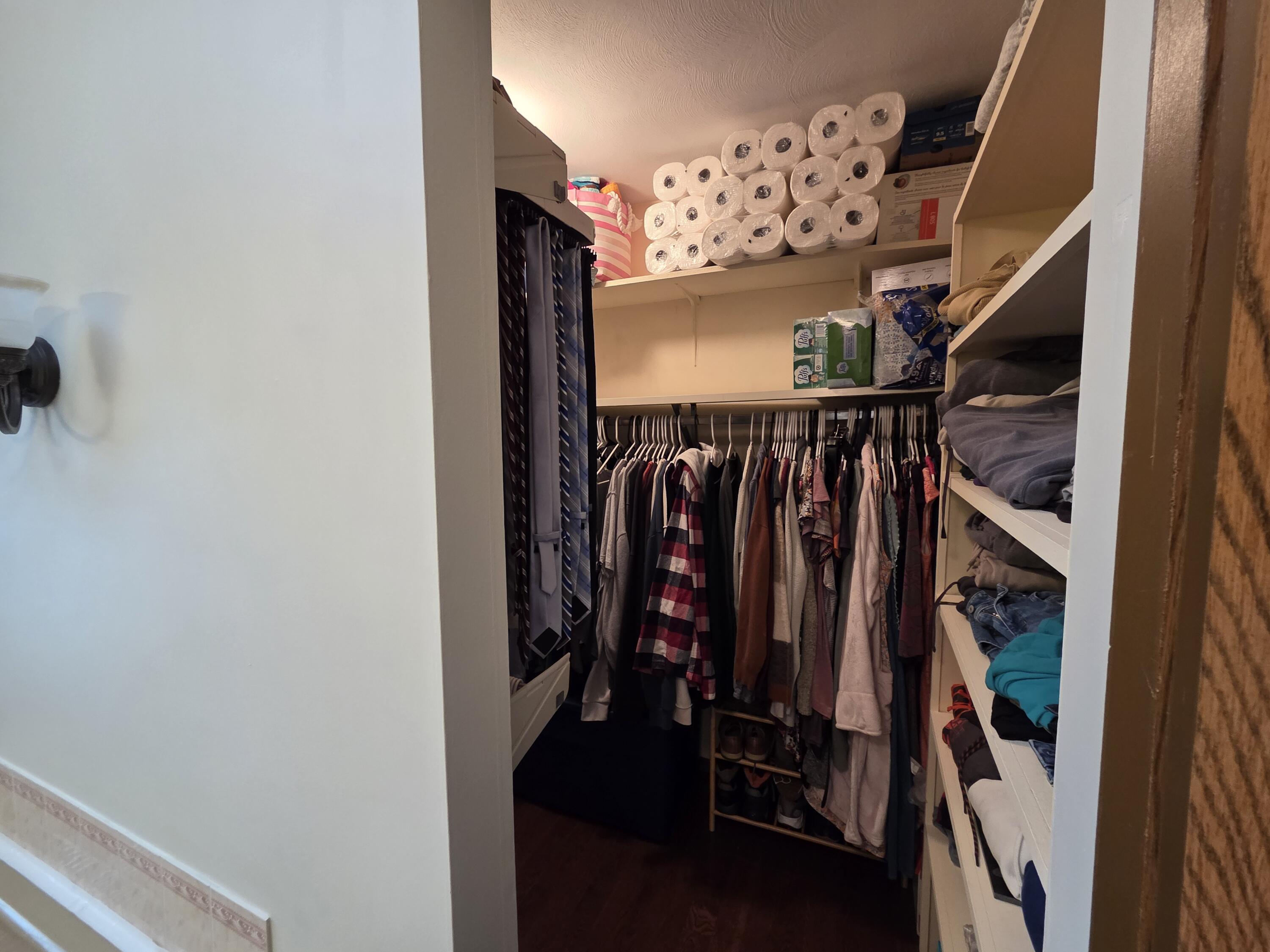 111 Jacobs Drive, Wapakoneta, Ohio 45895