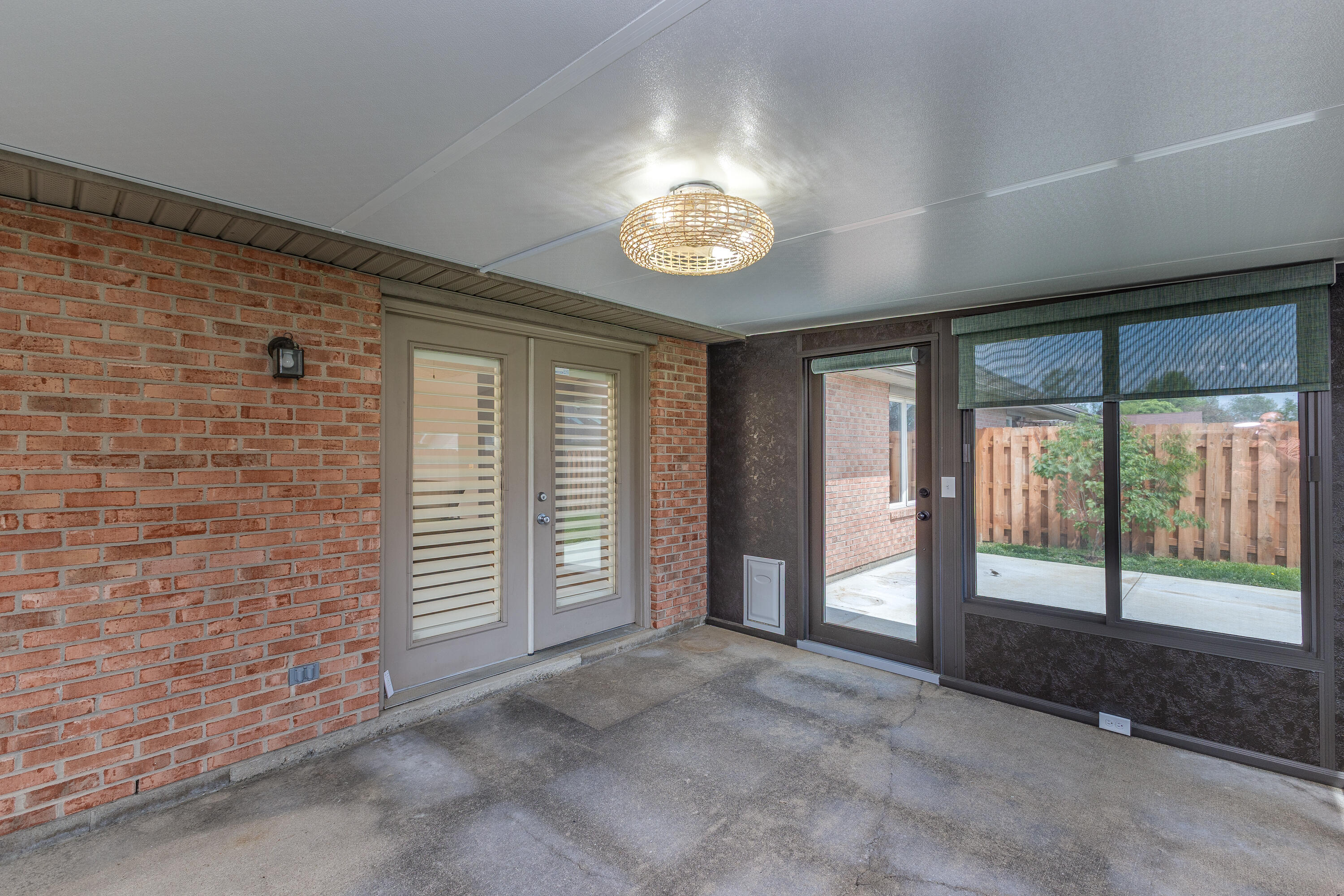 1990 Swallowtail Court, Englewood, Ohio 45322