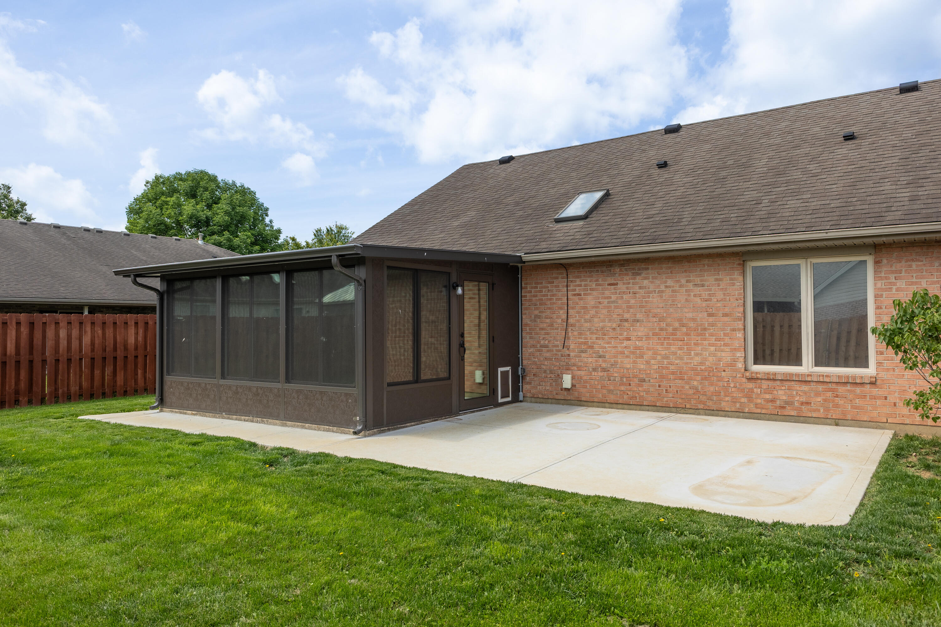 1990 Swallowtail Court, Englewood, Ohio 45322