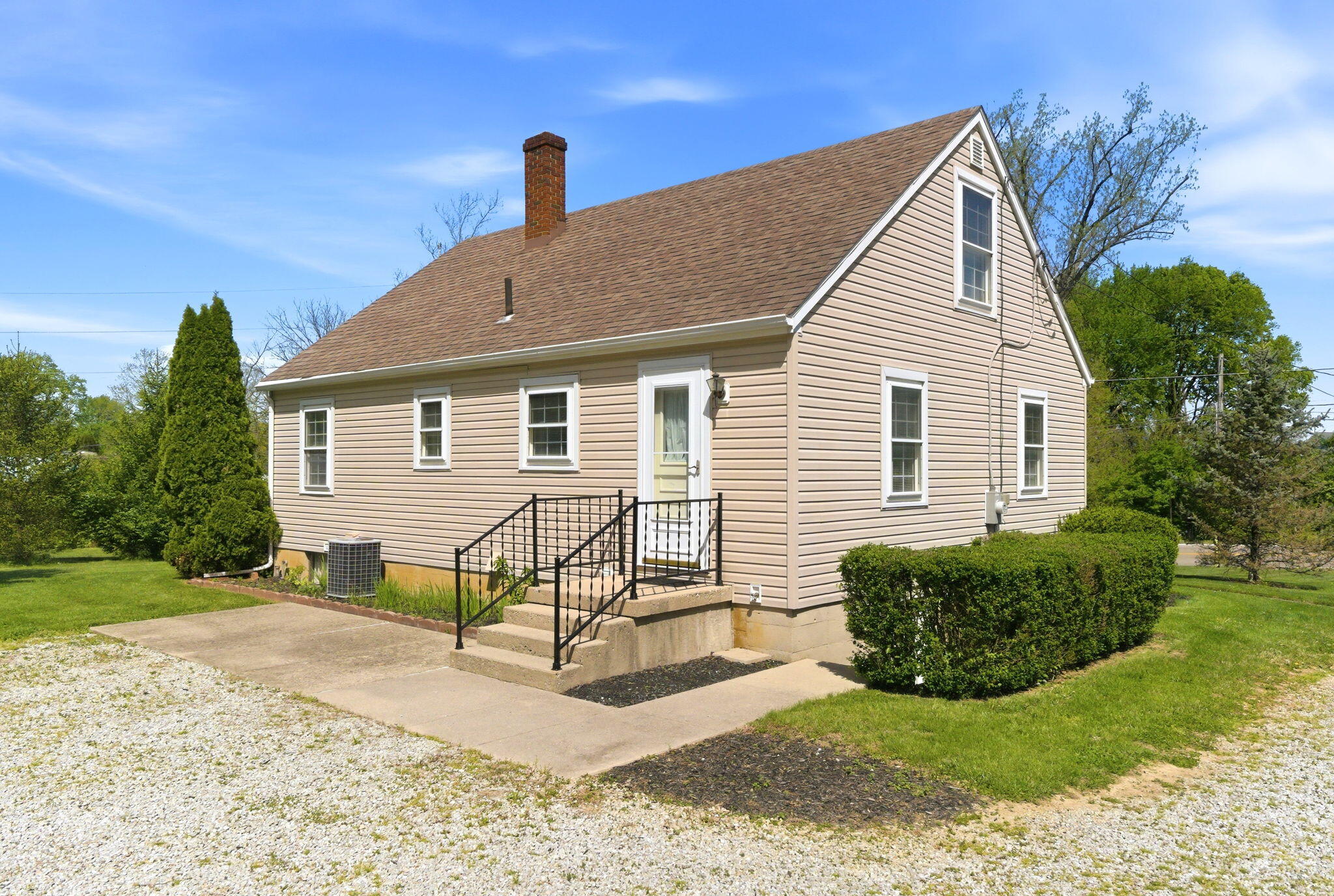1030 Ginghamsburg Road, Tipp City, Ohio 45371