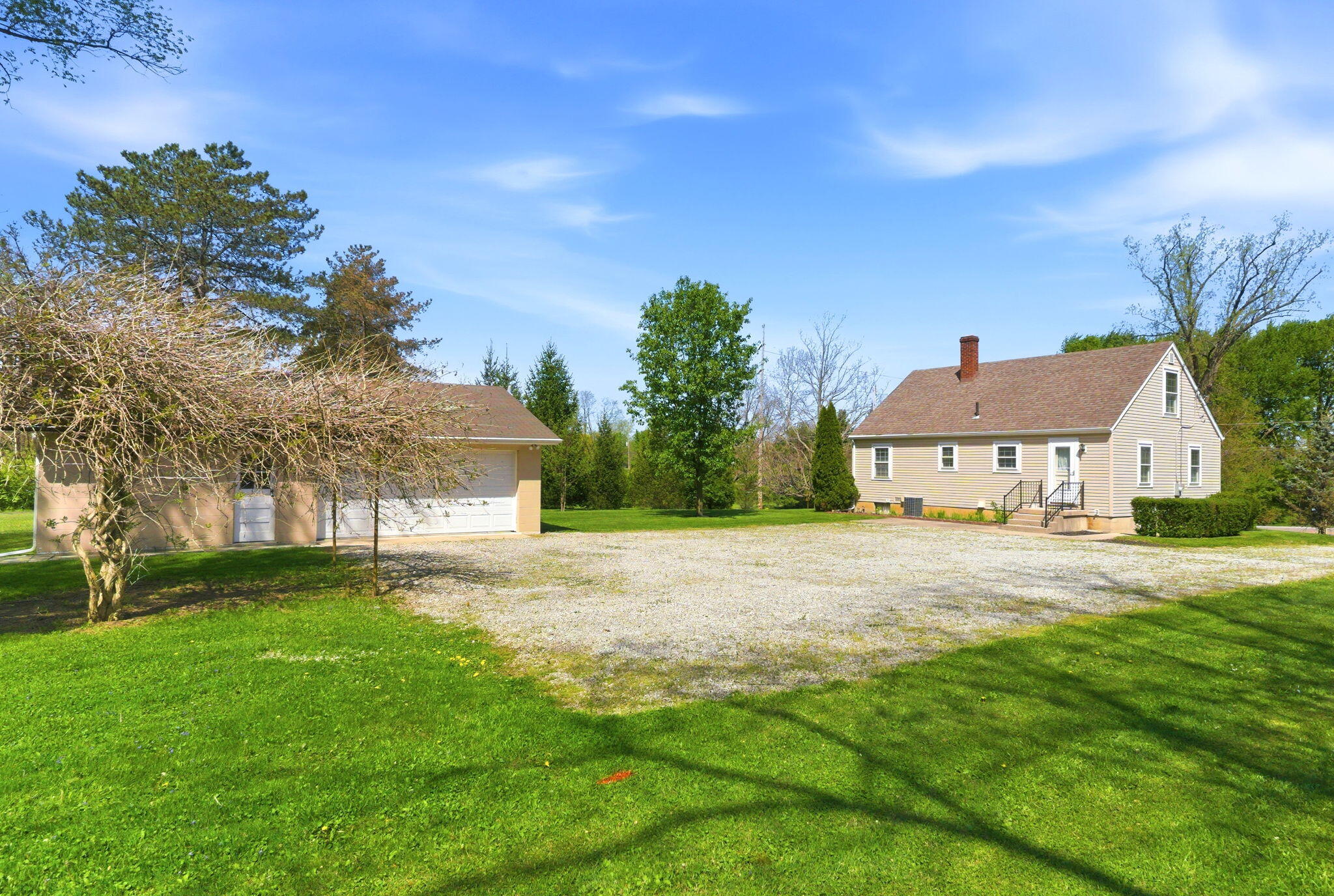 1030 Ginghamsburg Road, Tipp City, Ohio 45371