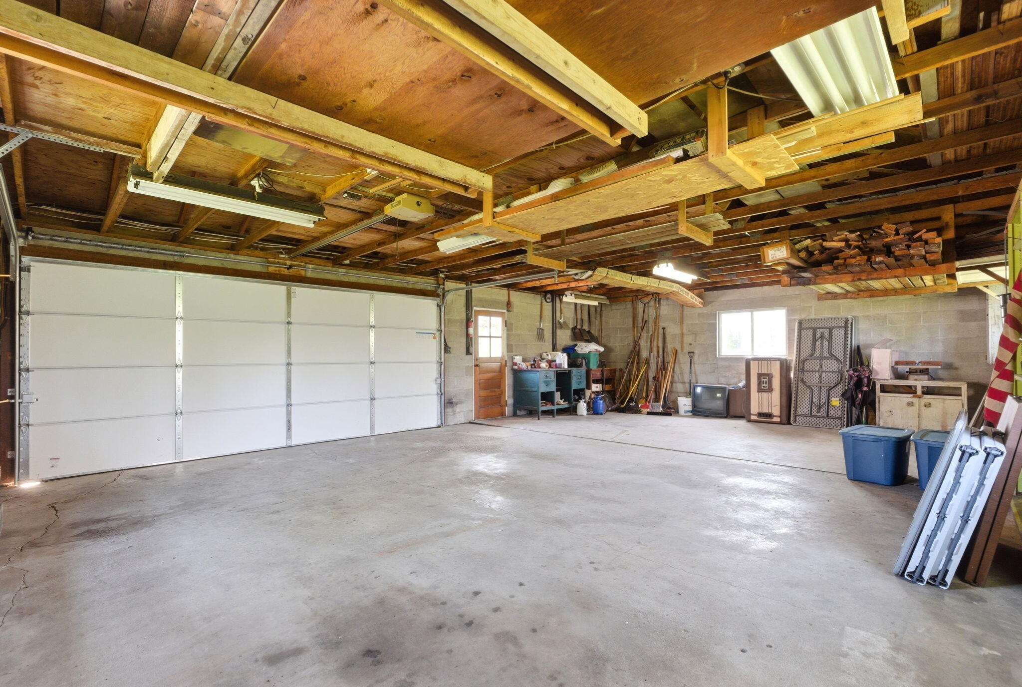 1030 Ginghamsburg Road, Tipp City, Ohio 45371