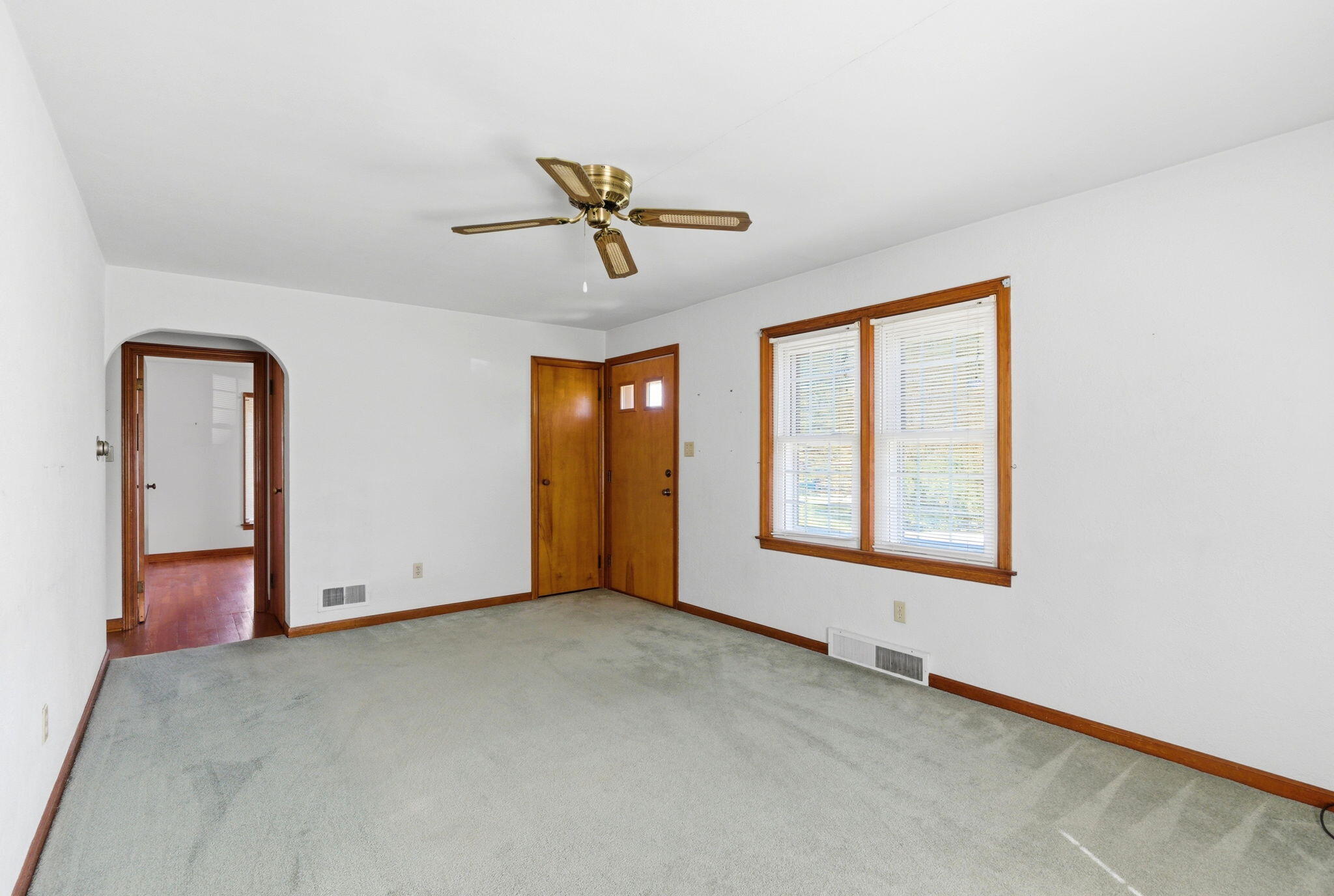 1030 Ginghamsburg Road, Tipp City, Ohio 45371