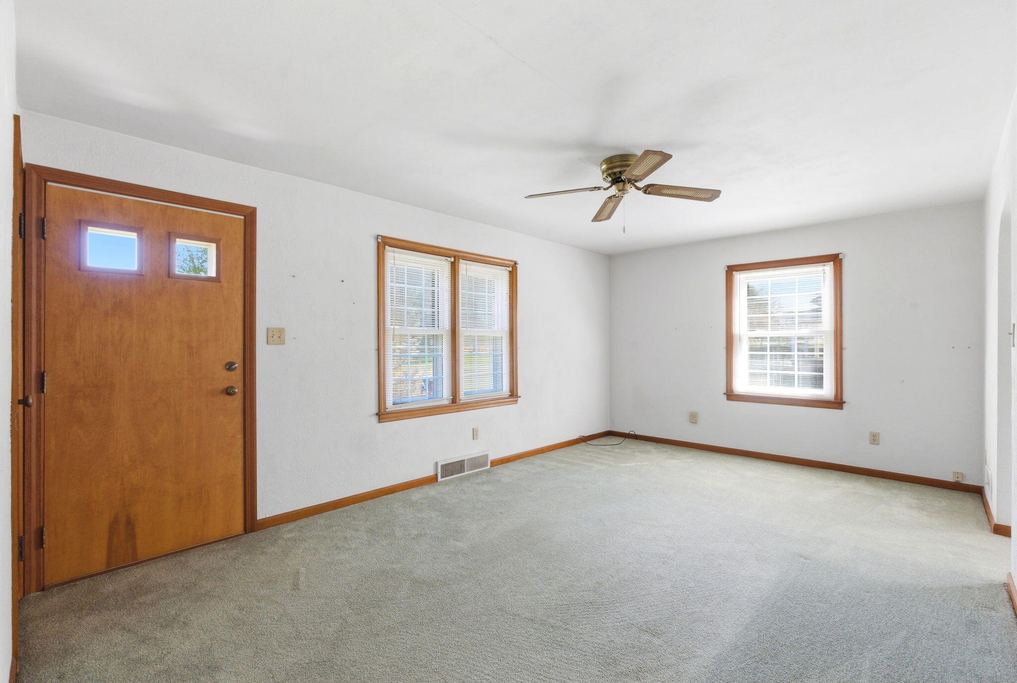 1030 Ginghamsburg Road, Tipp City, Ohio 45371