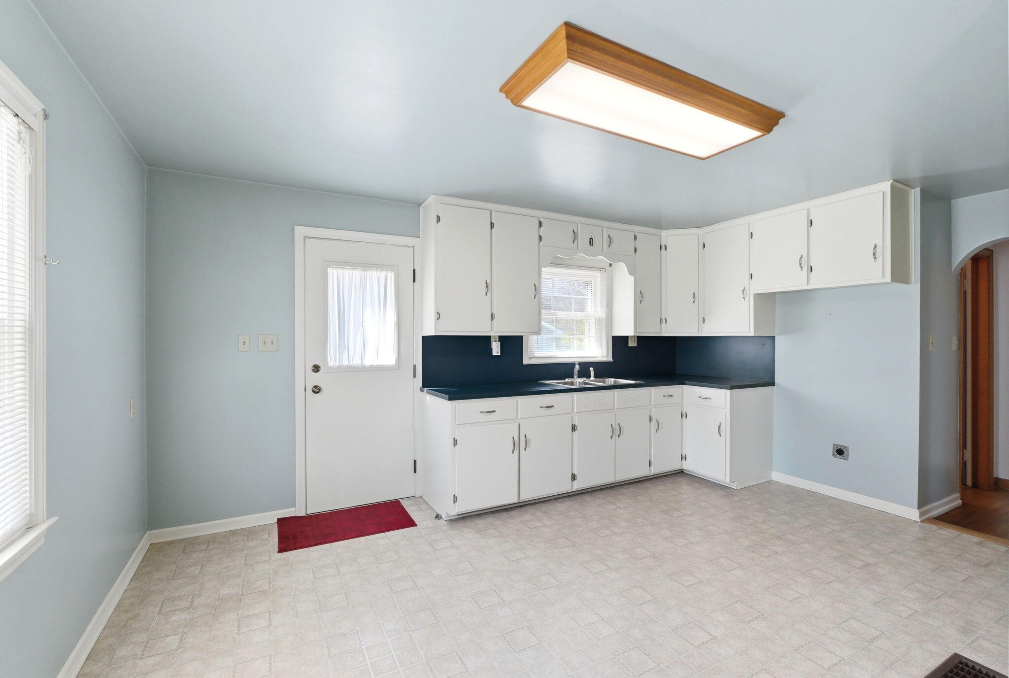 1030 Ginghamsburg Road, Tipp City, Ohio 45371