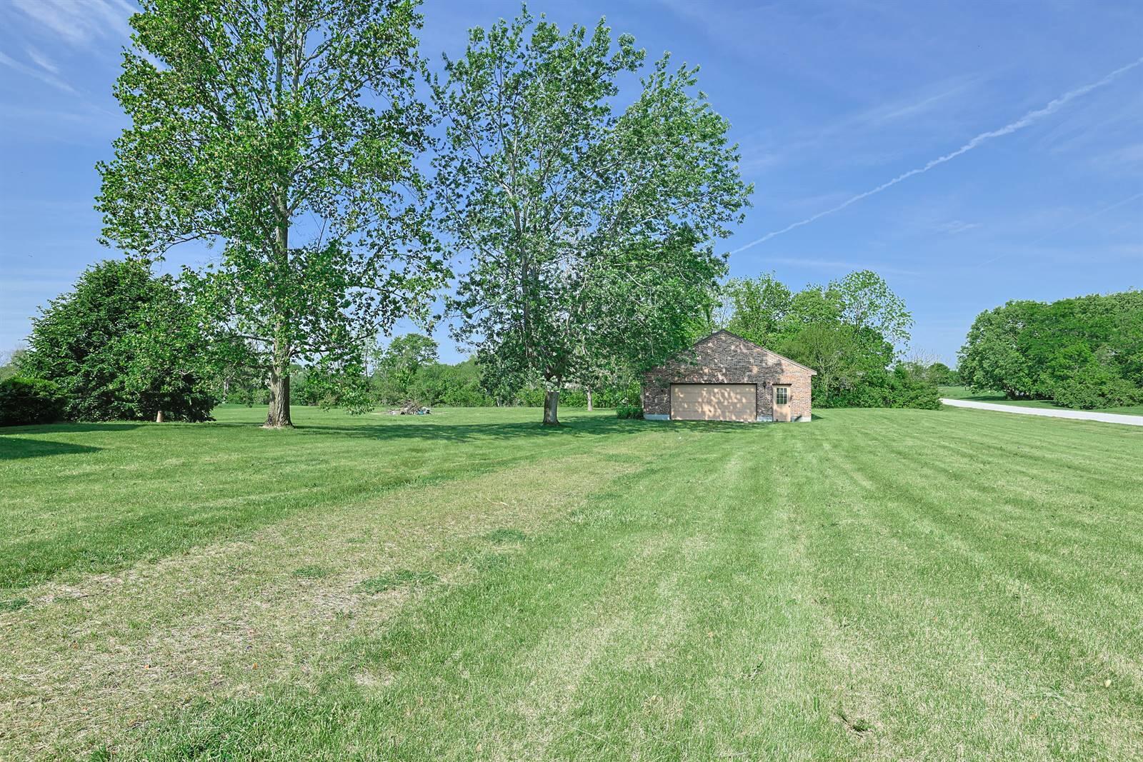 639 Deerhorn Trail, Yellow Springs, Ohio 45387