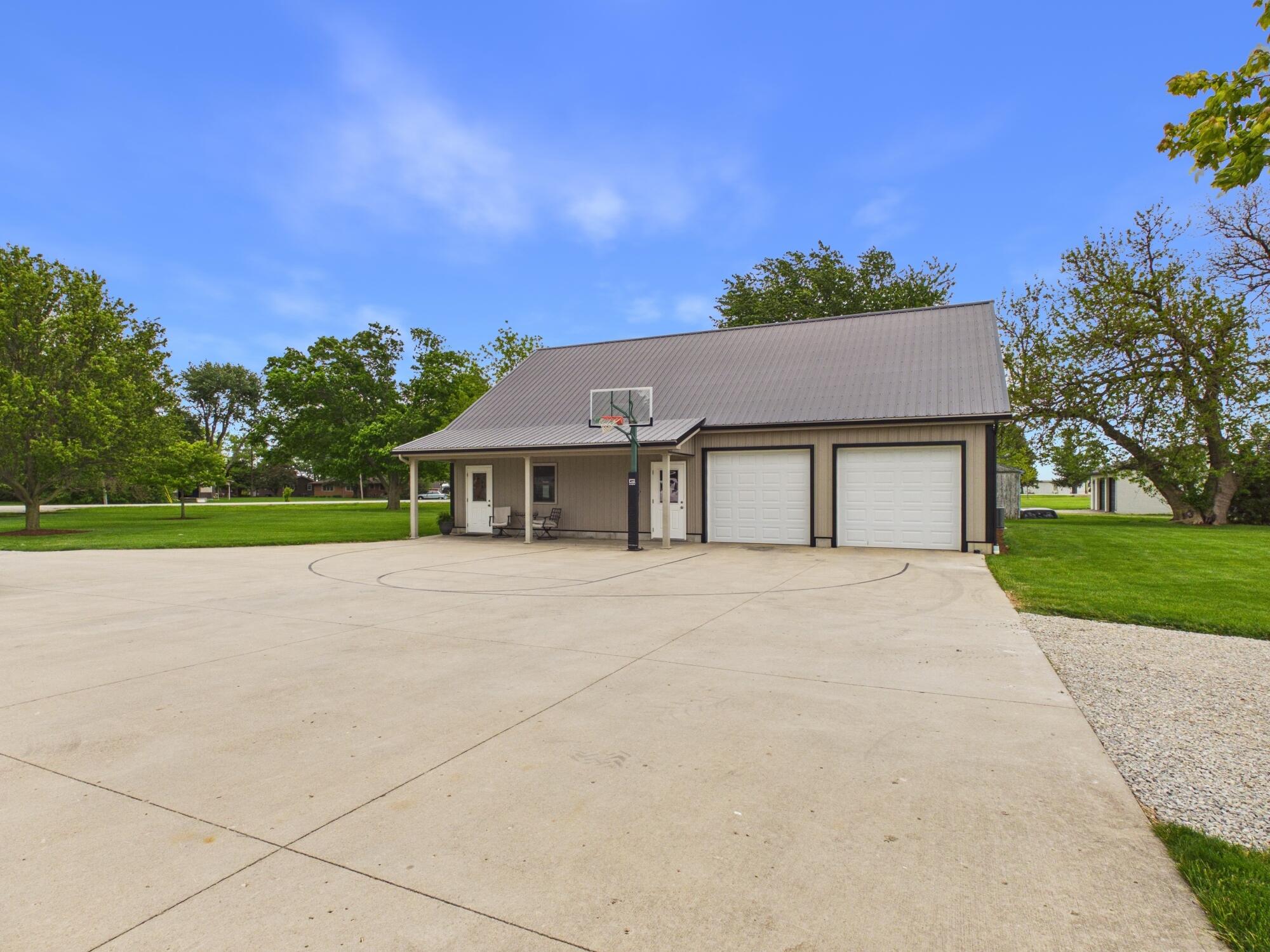 9069 State Route 571, Arcanum, Ohio 45304