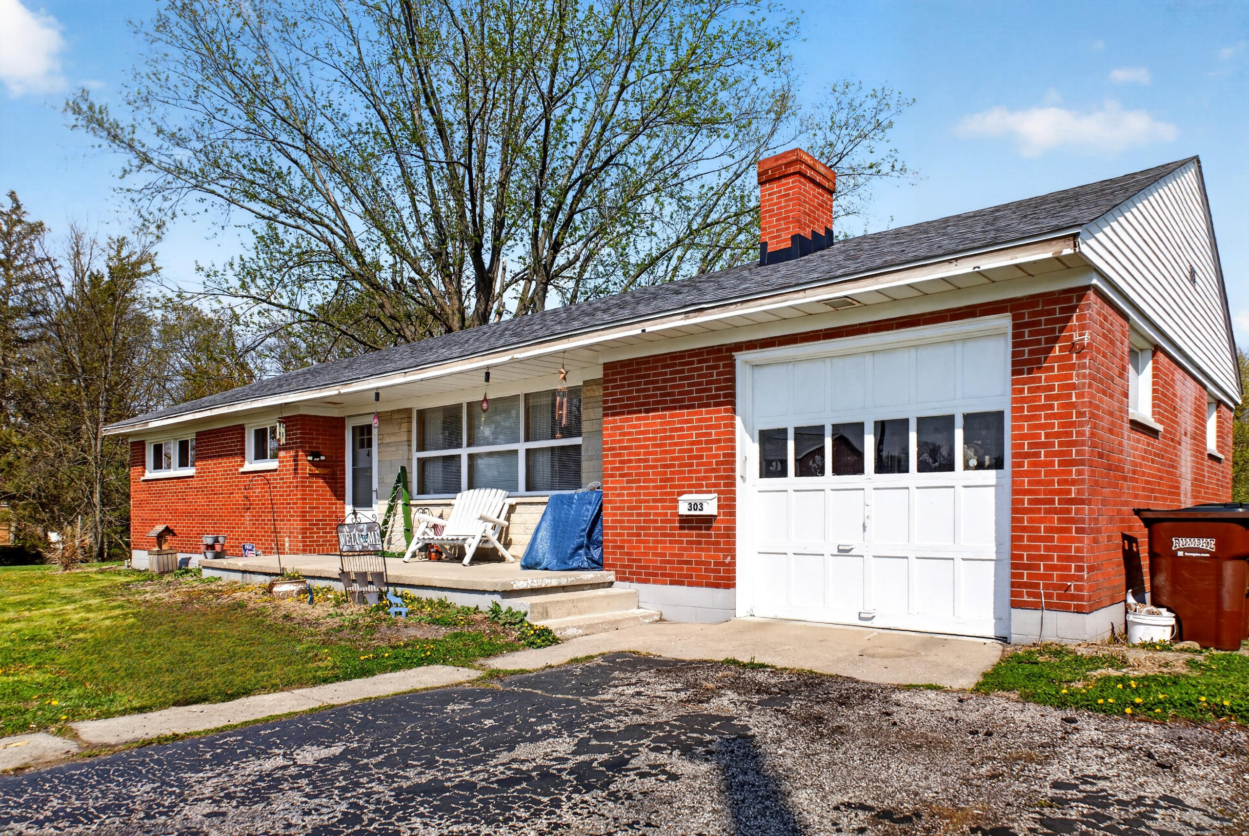 303 Sunset Drive, Piqua, Ohio 45356