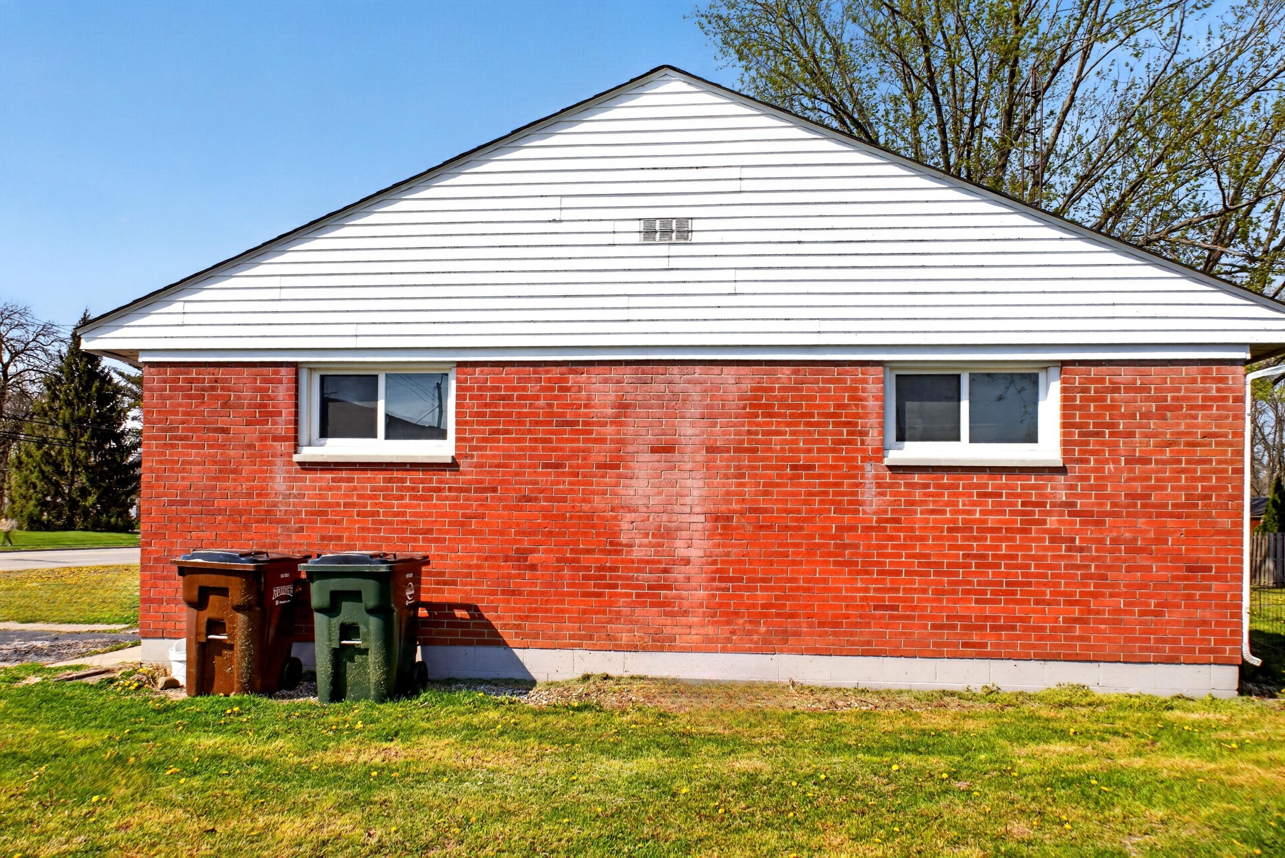 303 Sunset Drive, Piqua, Ohio 45356