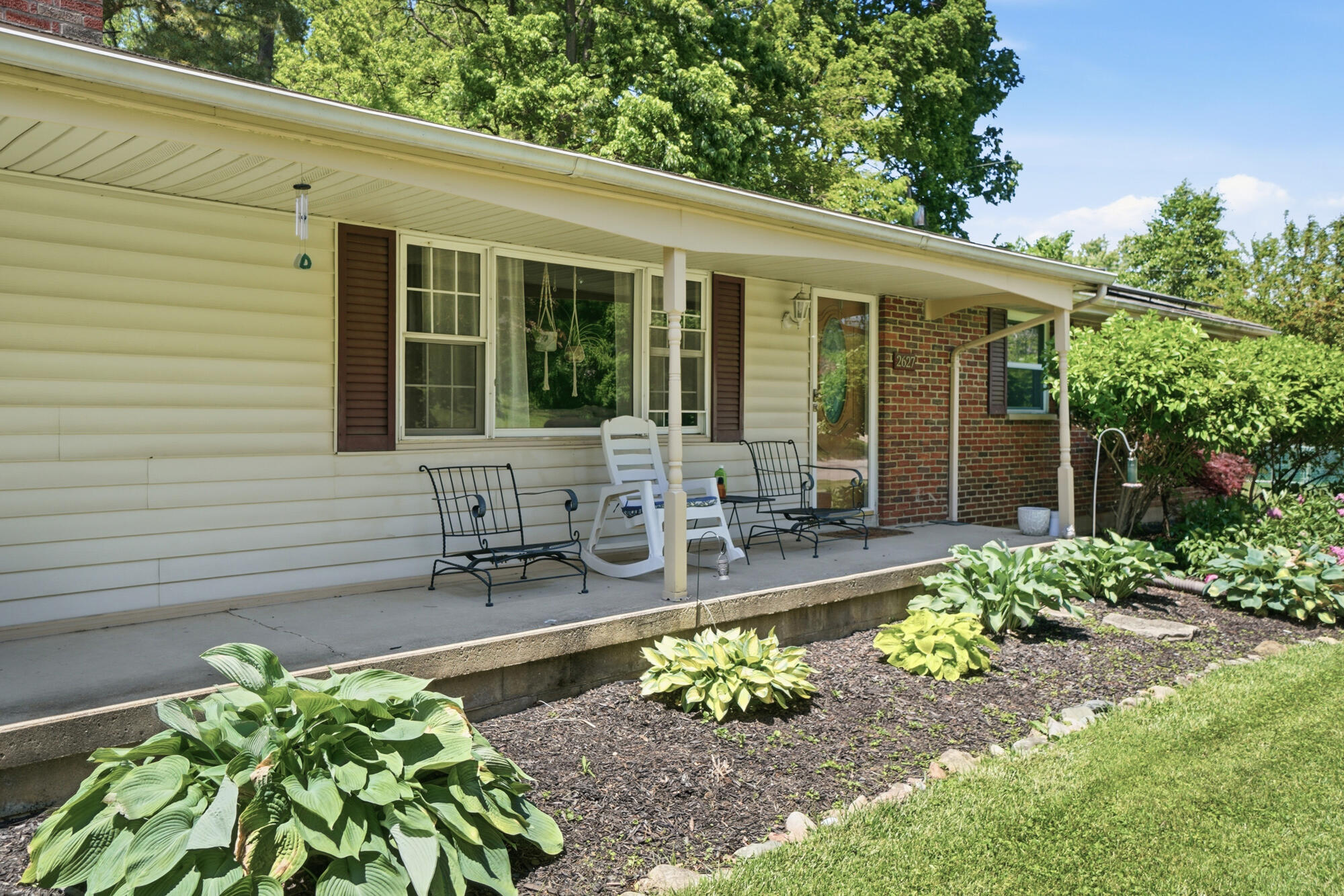 2627 Marinette Drive, Springfield, Ohio 45503