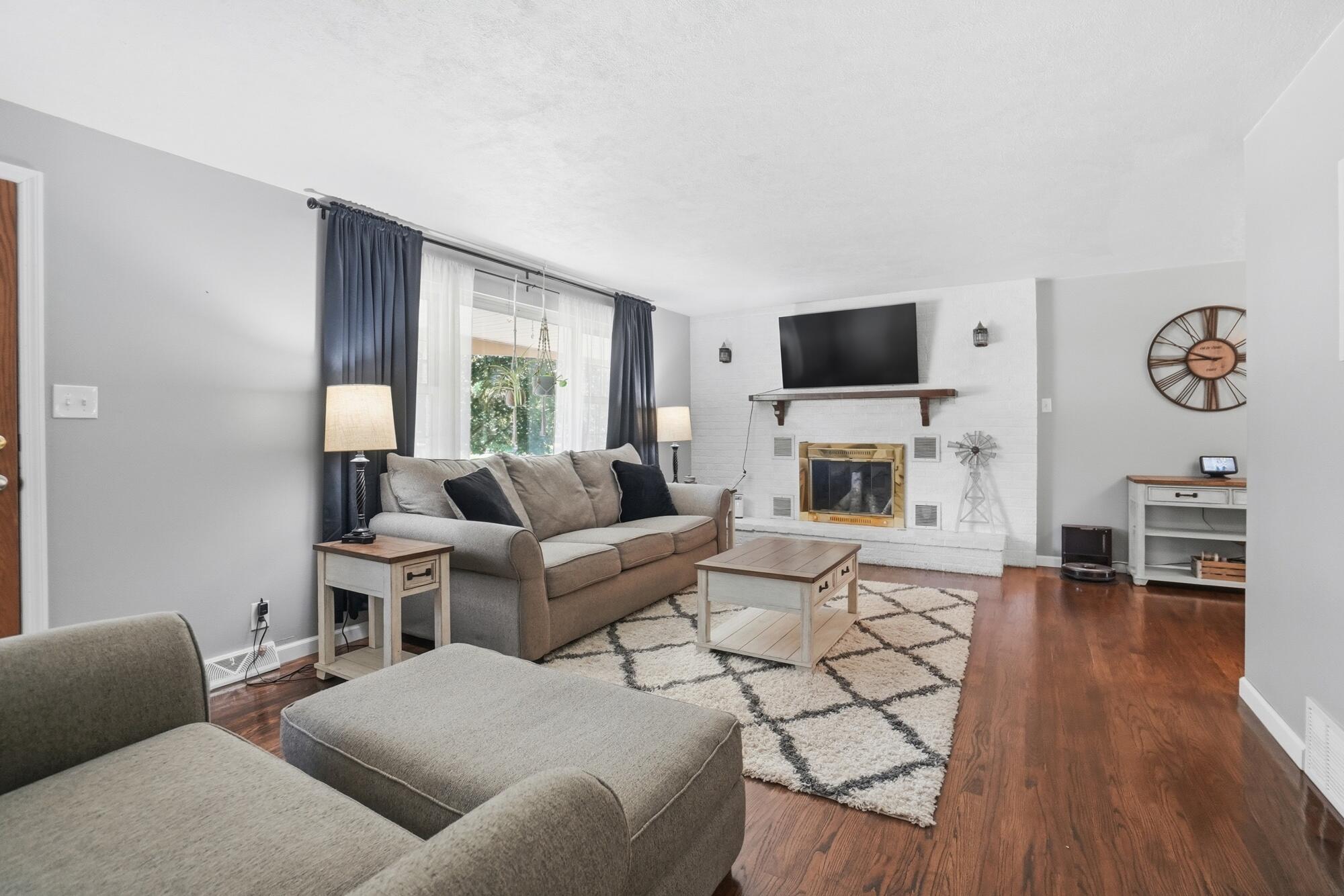 2627 Marinette Drive, Springfield, Ohio 45503