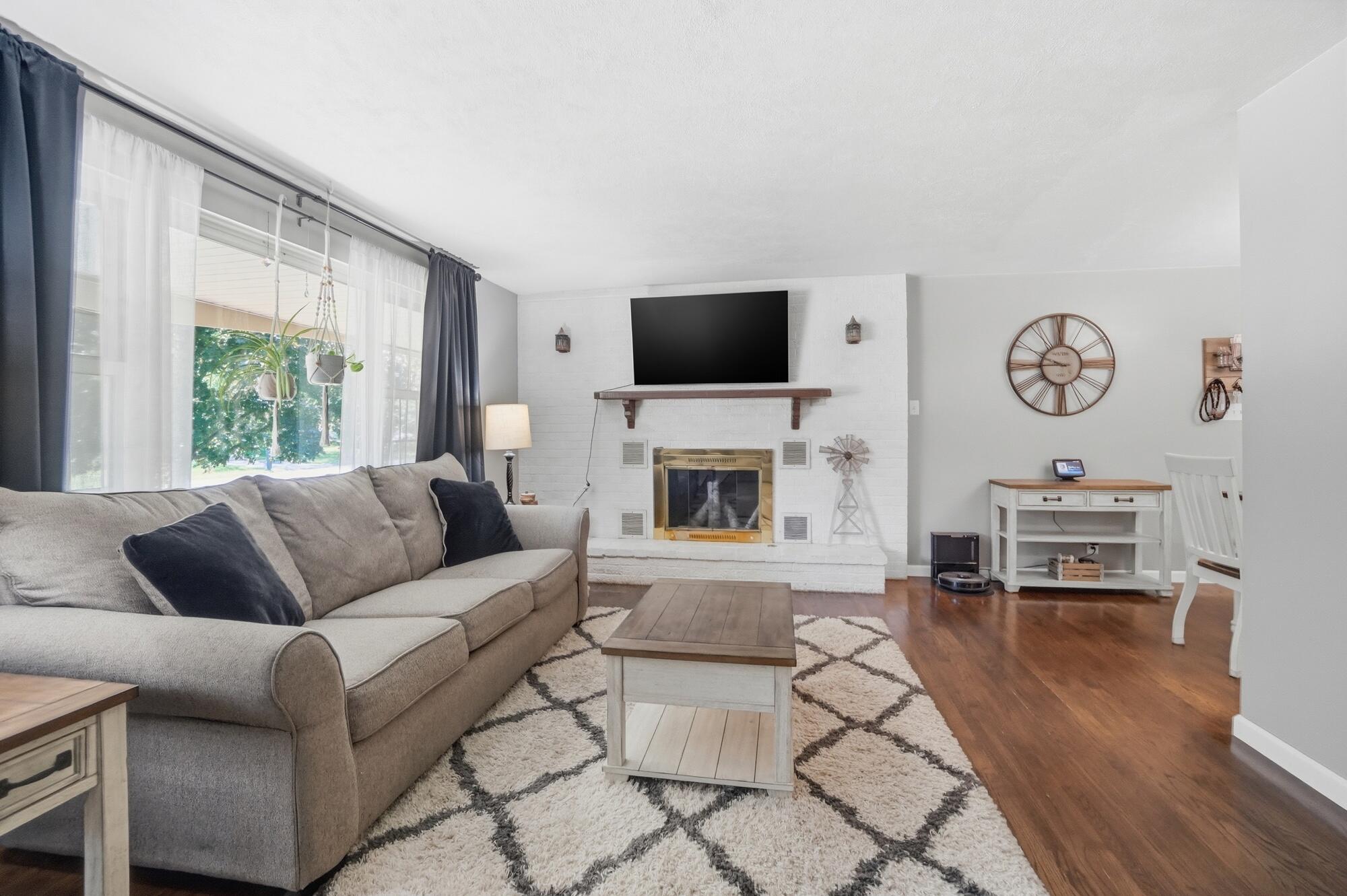 2627 Marinette Drive, Springfield, Ohio 45503