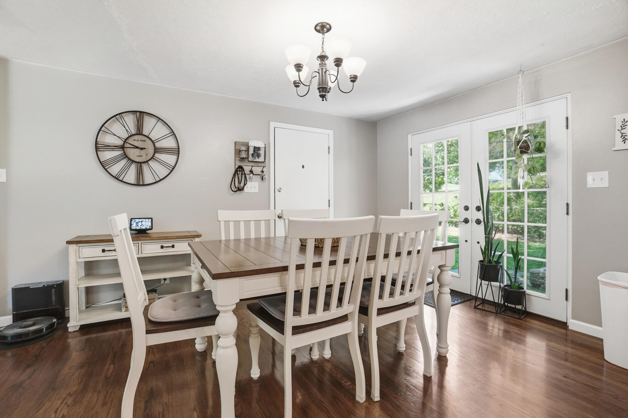 2627 Marinette Drive, Springfield, Ohio 45503