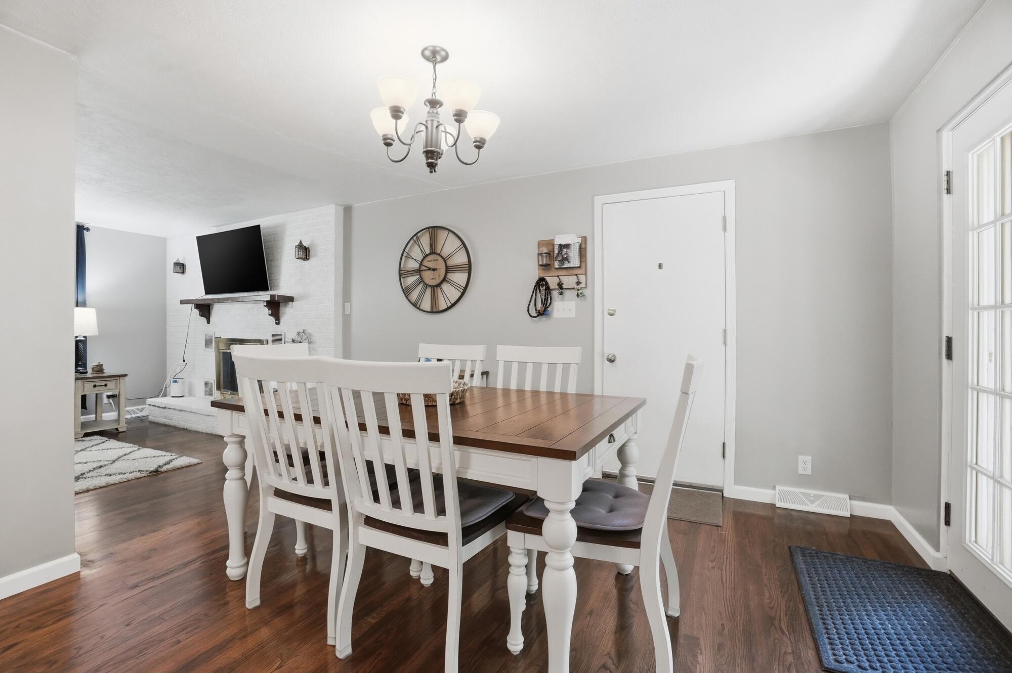 2627 Marinette Drive, Springfield, Ohio 45503