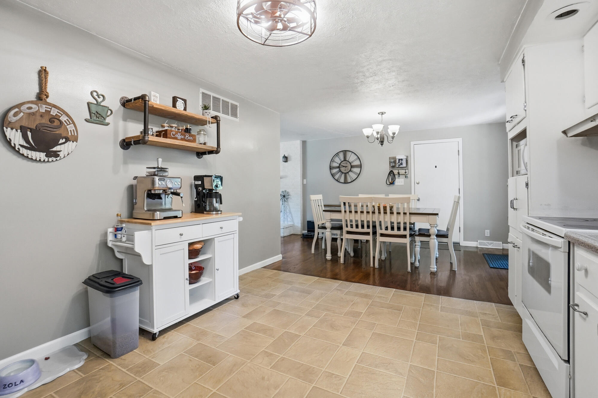 2627 Marinette Drive, Springfield, Ohio 45503