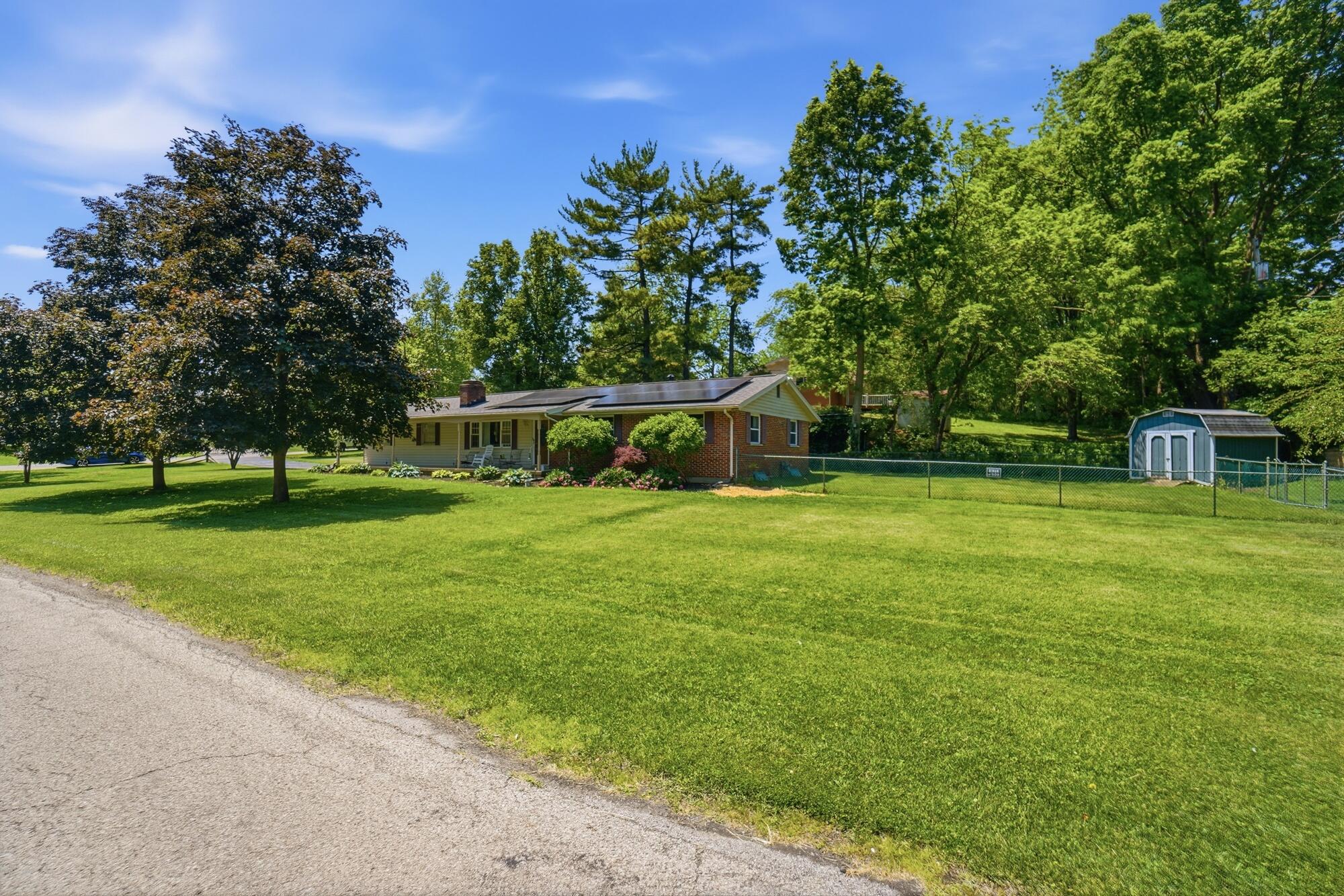 2627 Marinette Drive, Springfield, Ohio 45503