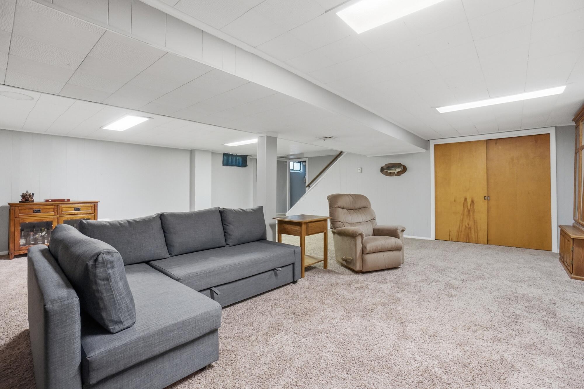 2627 Marinette Drive, Springfield, Ohio 45503