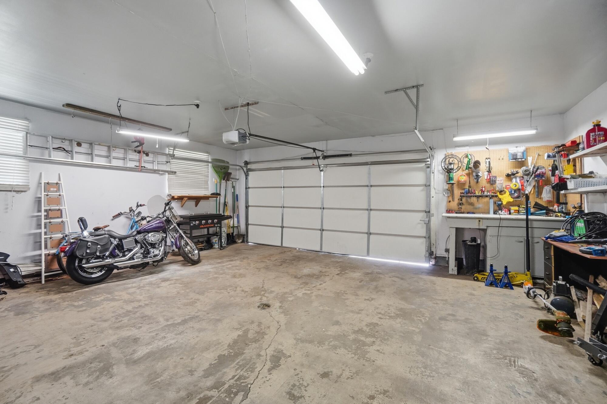 2627 Marinette Drive, Springfield, Ohio 45503