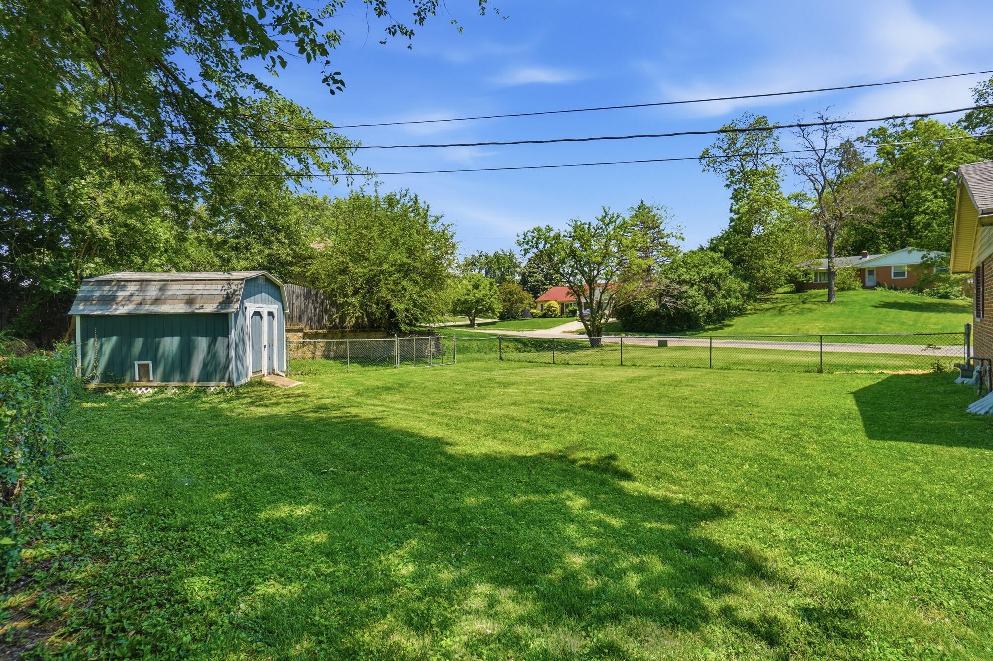2627 Marinette Drive, Springfield, Ohio 45503