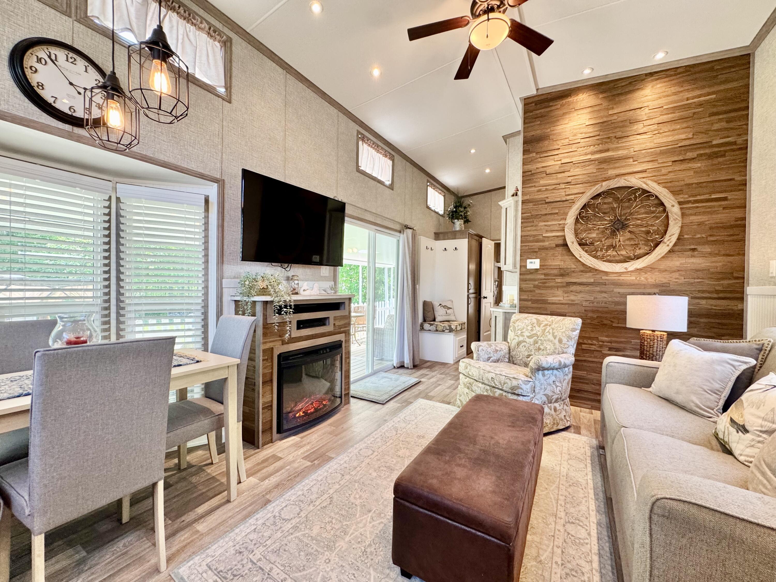11377 Township Road 266, Lakeview, Ohio 43331