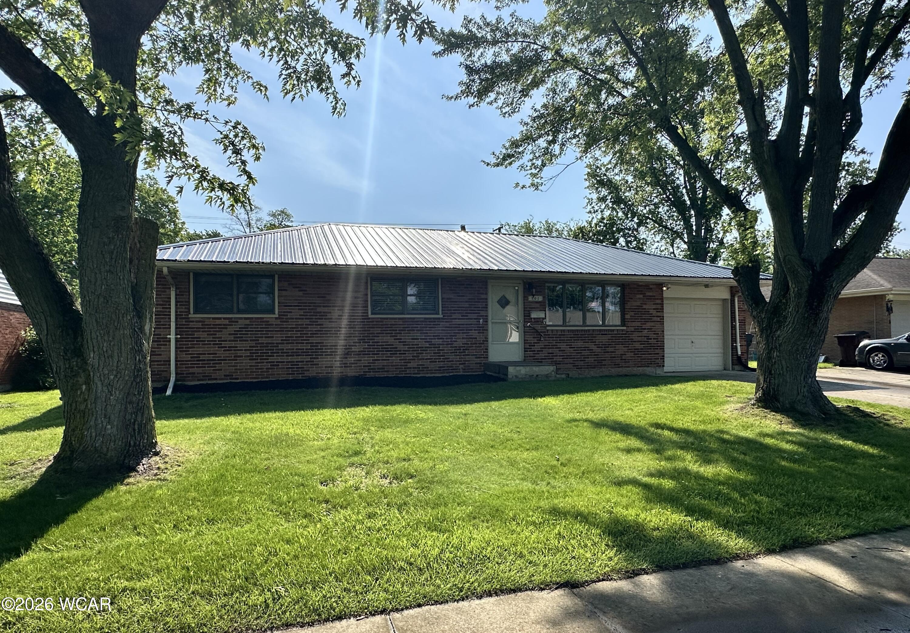 801 Gloria Avenue, Lima, Ohio
