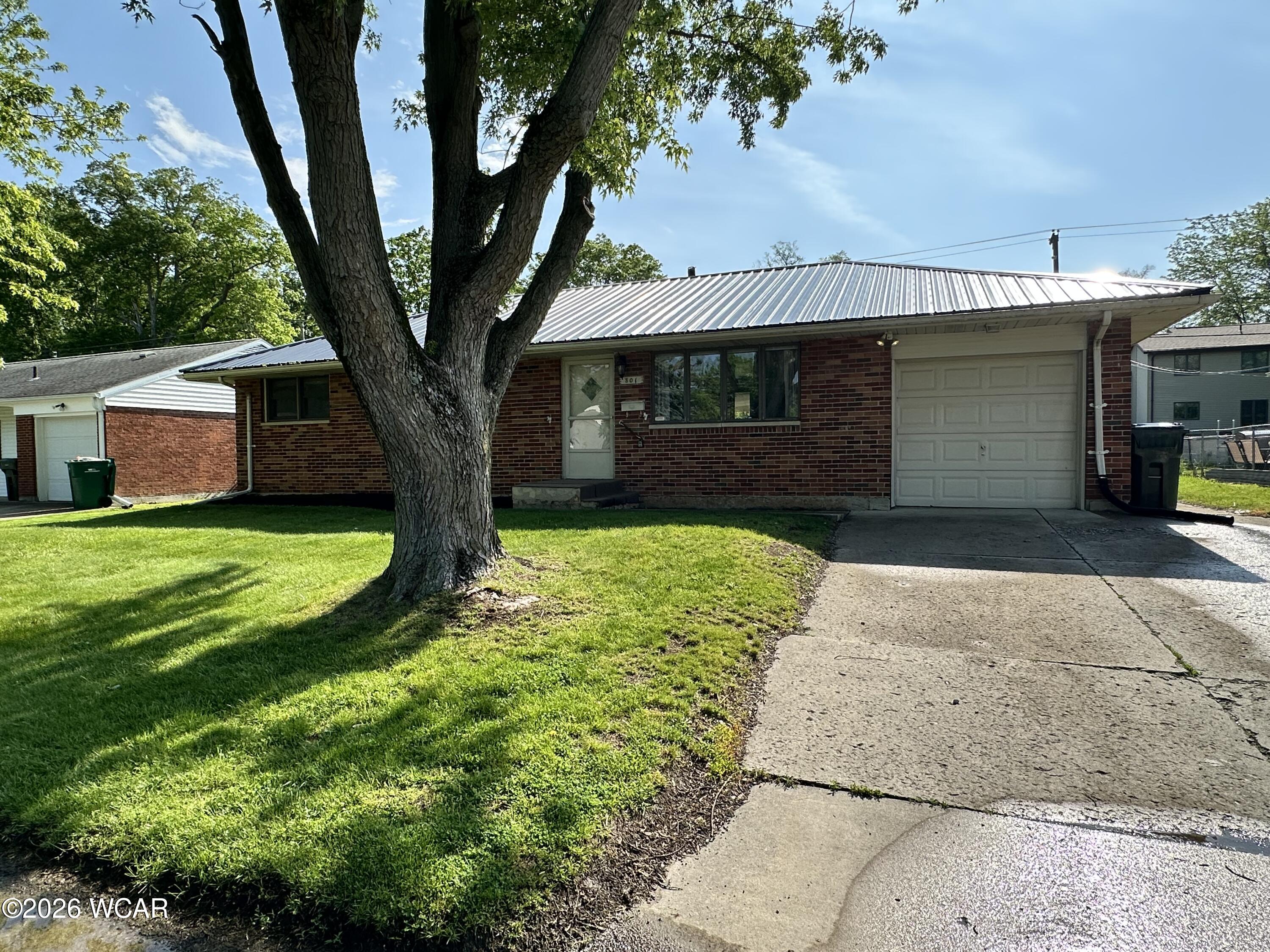 801 Gloria Avenue, Lima, Ohio