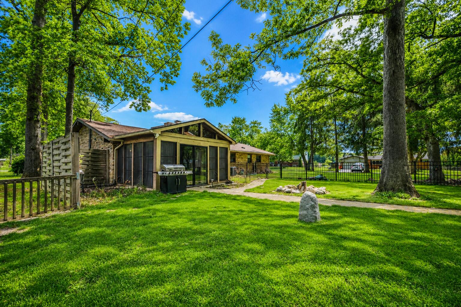 2693 Ehrhart Drive, Springfield, Ohio 45502
