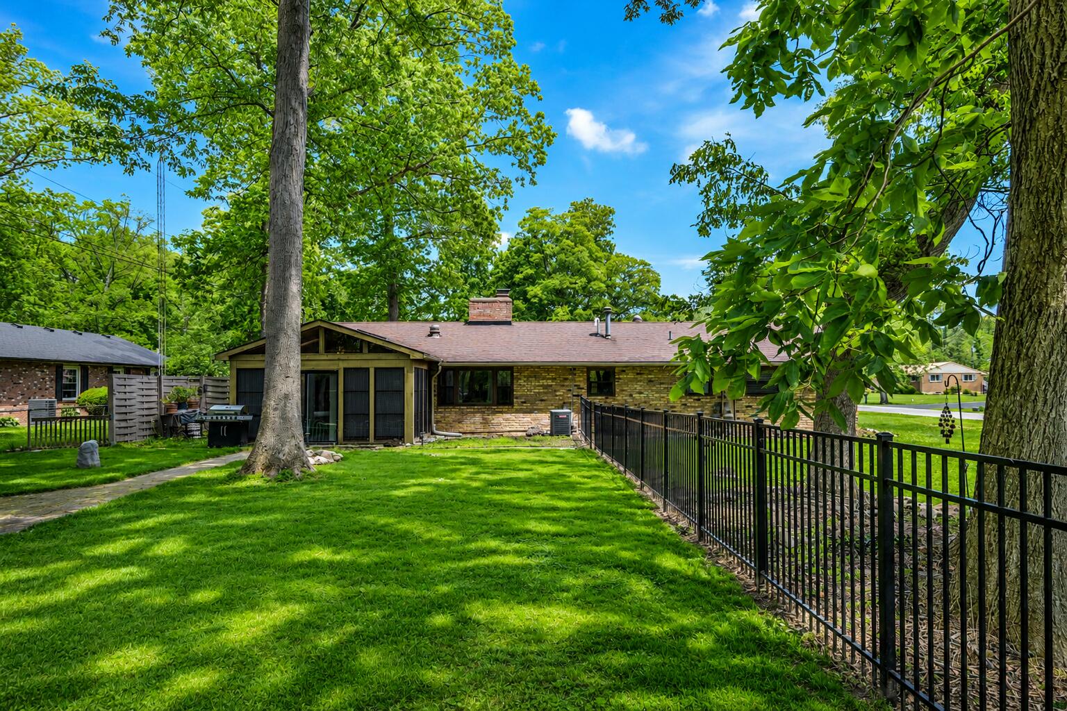 2693 Ehrhart Drive, Springfield, Ohio 45502