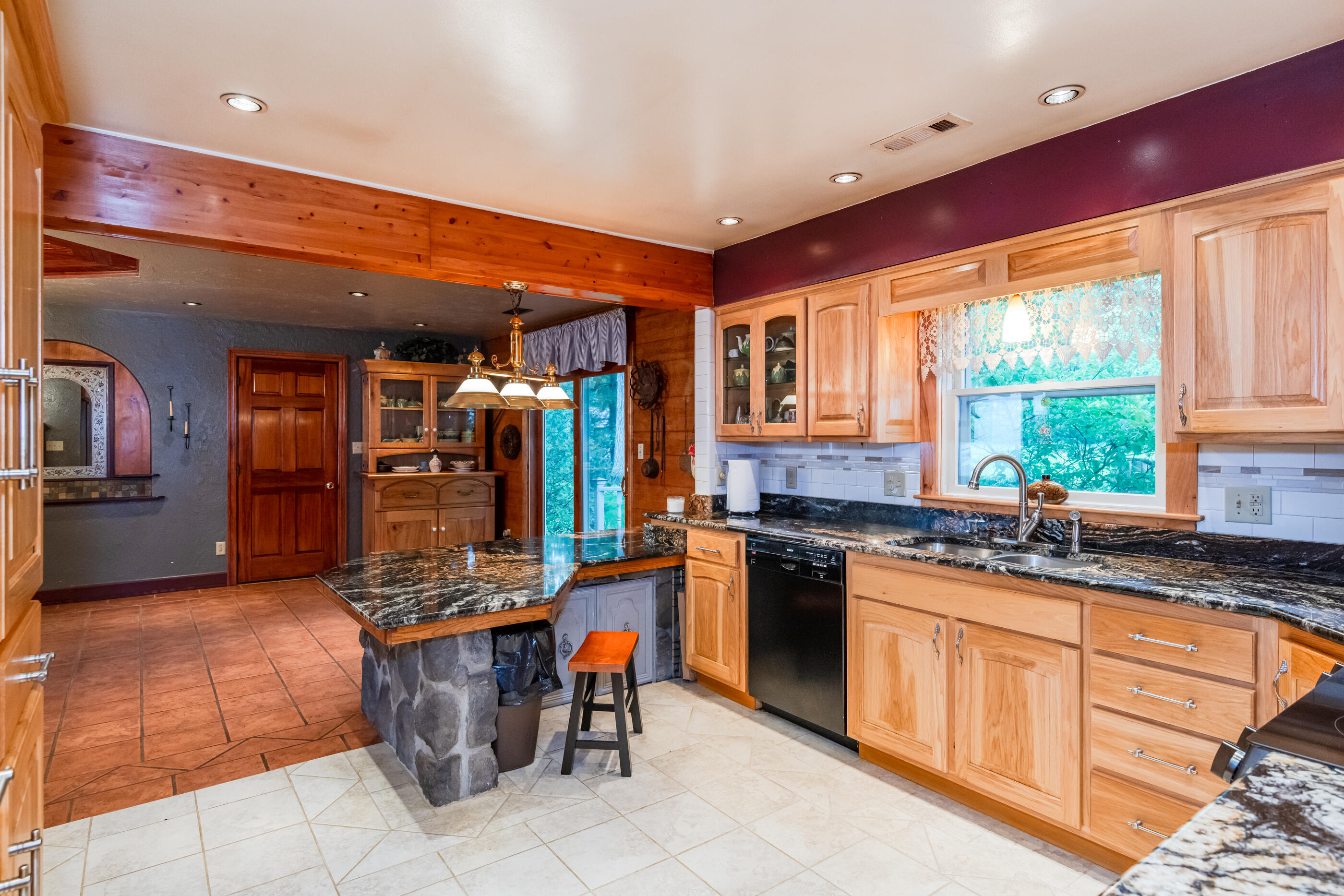 362 Parkview Road, Woodstock, Ohio 43084