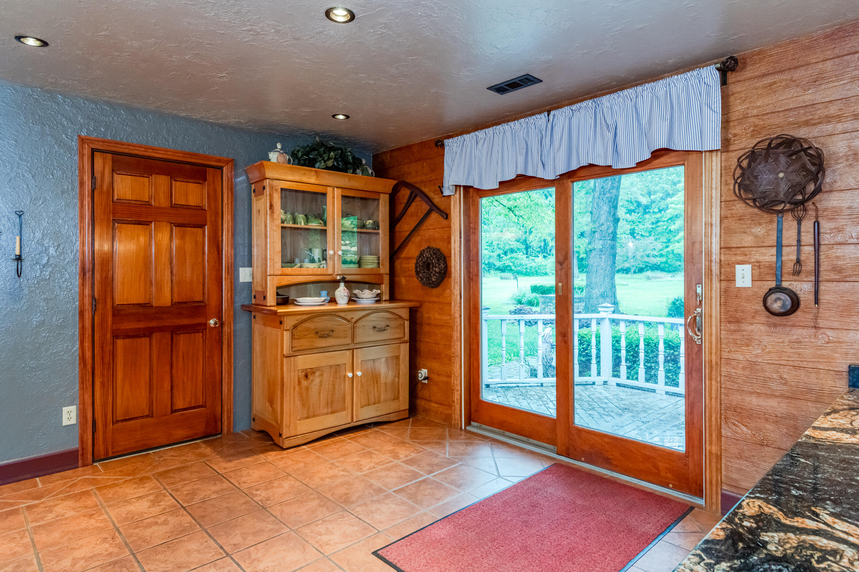 362 Parkview Road, Woodstock, Ohio 43084