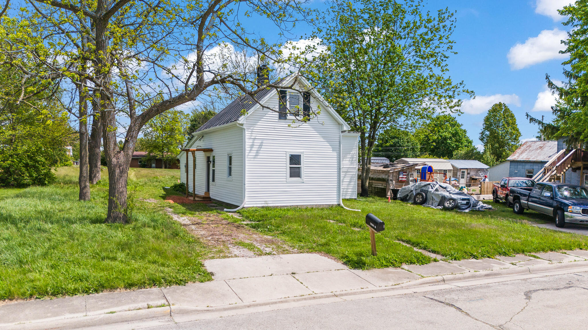 309 Market Street, Union City, Ohio 45390