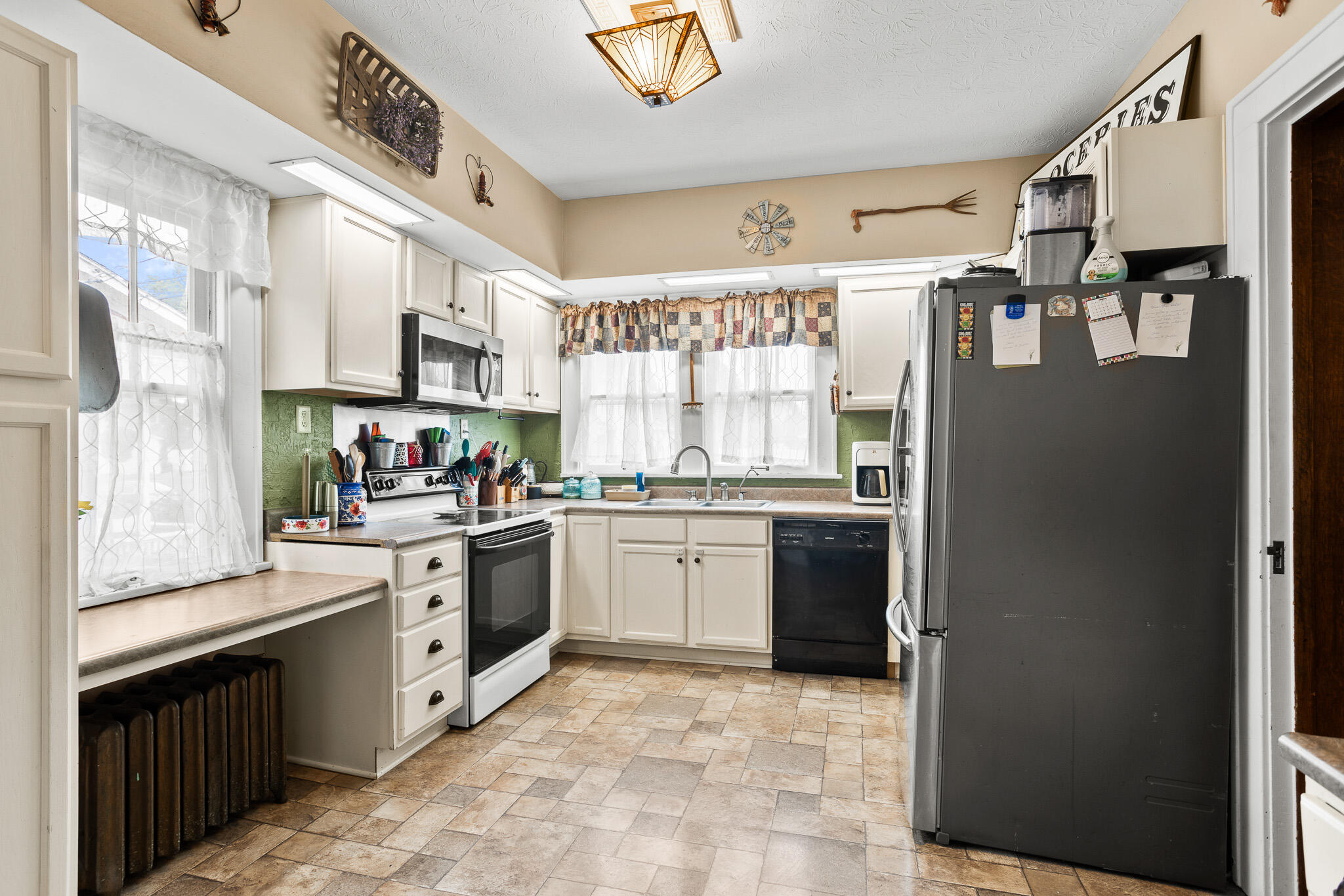 100 Hill Street, Pleasant Hill, Ohio 45359