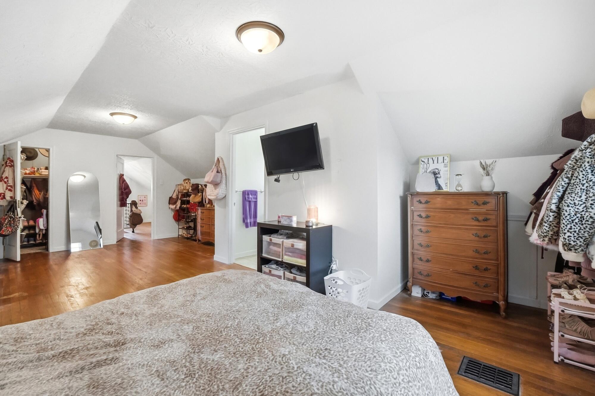 1437 Doddington Road, Dayton, Ohio 45409
