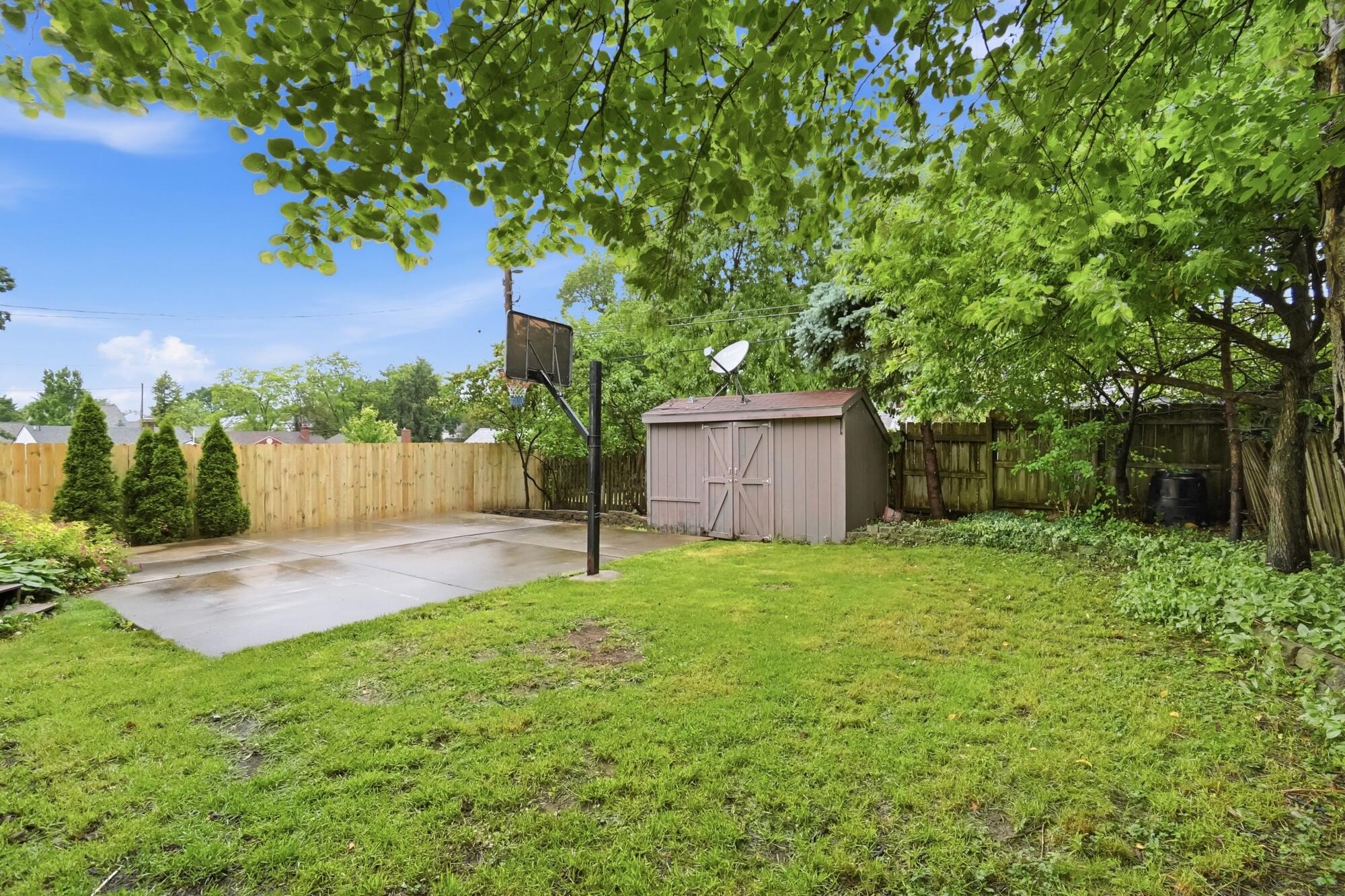 1437 Doddington Road, Dayton, Ohio 45409