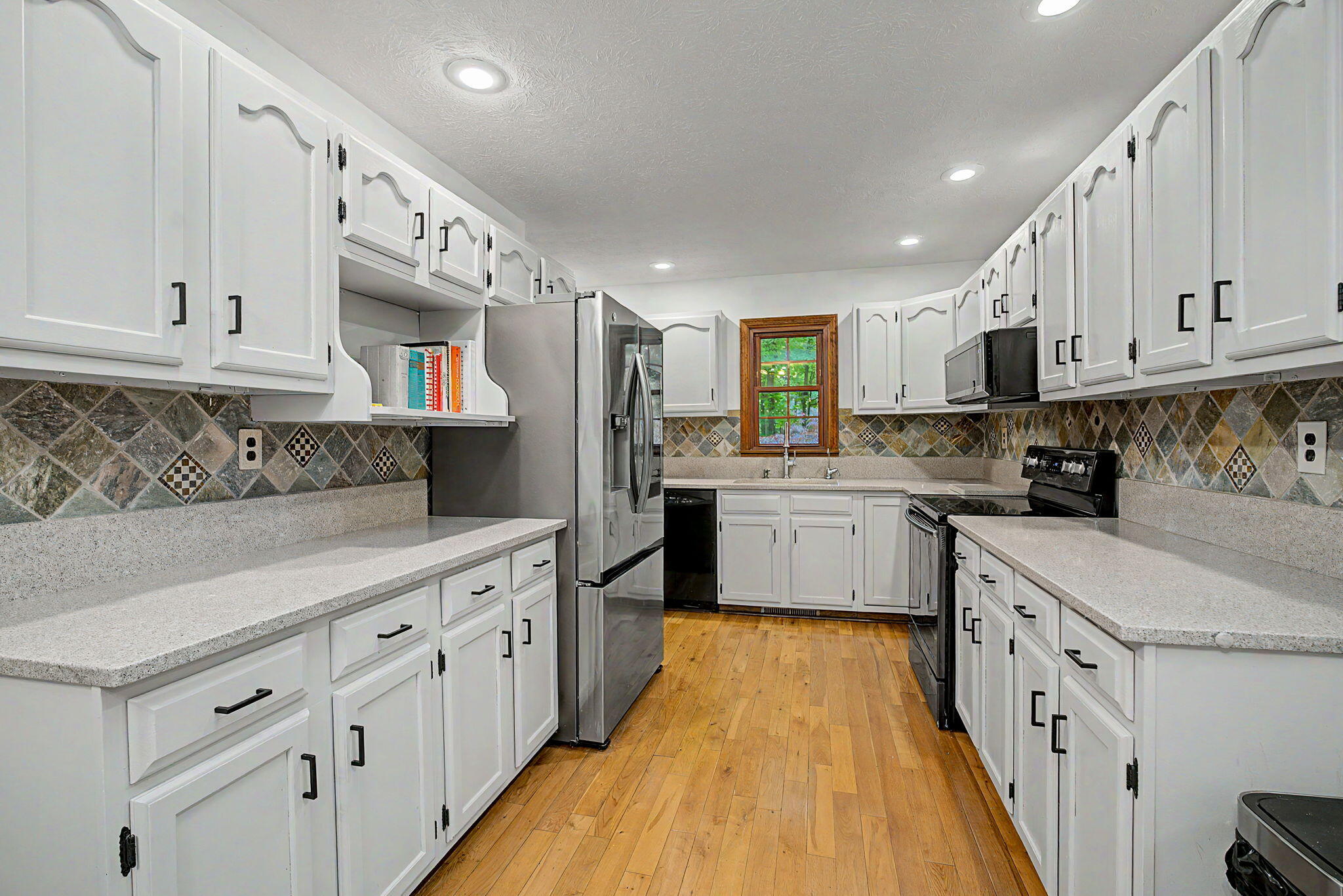 575 Hornwood Drive, Springfield, Ohio 45504