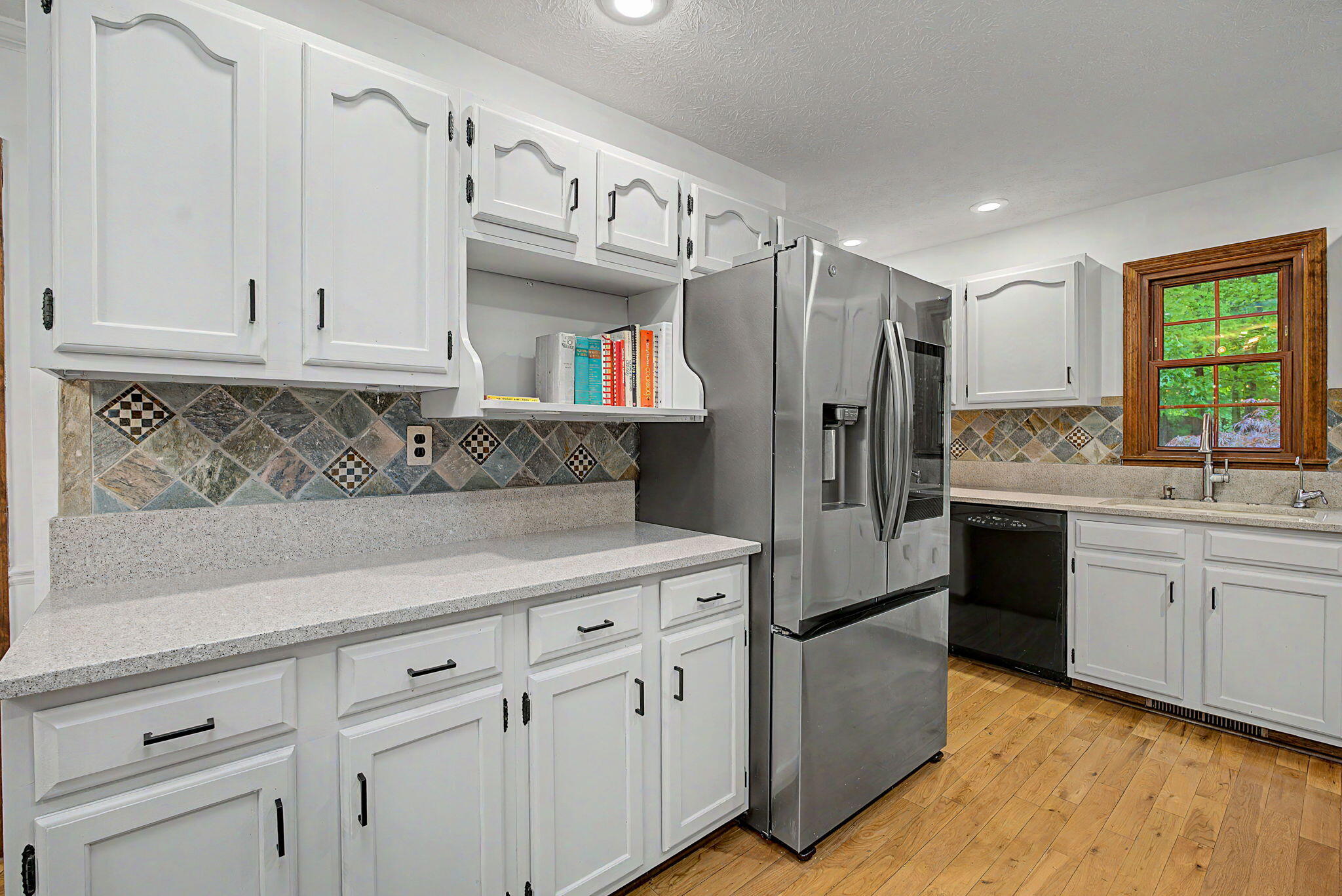 575 Hornwood Drive, Springfield, Ohio 45504