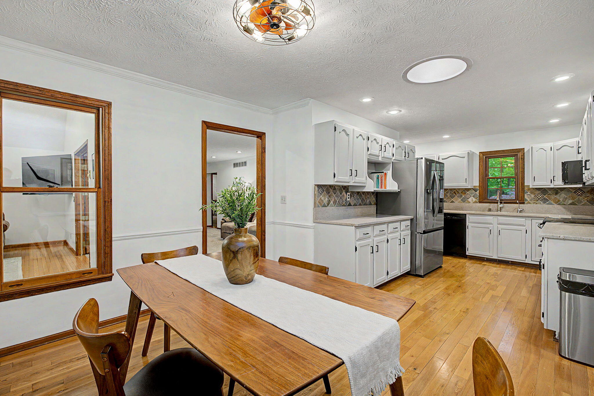 575 Hornwood Drive, Springfield, Ohio 45504