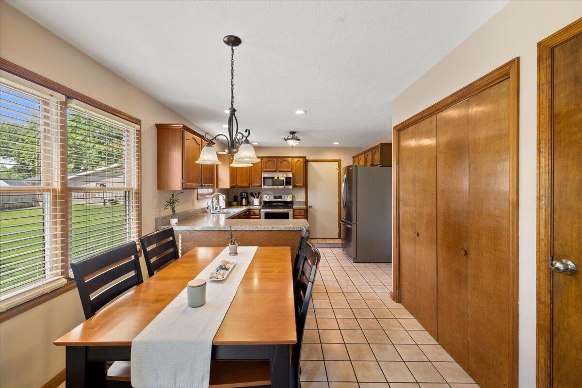 3344 Sea Turtle Drive, Dayton, Ohio 45414