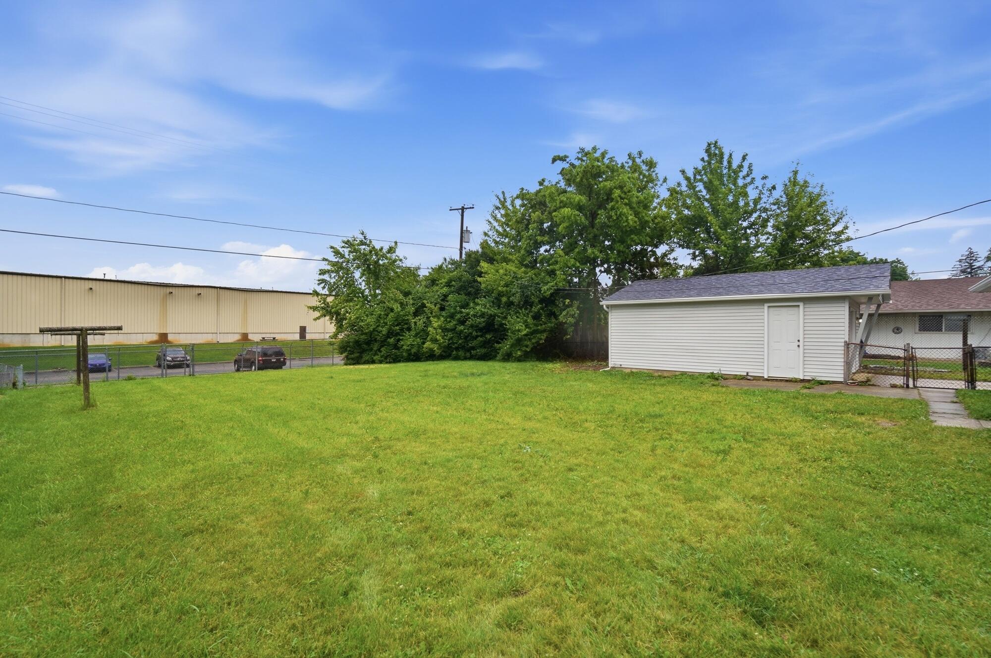 1923 Portage Path, Springfield, Ohio 45506