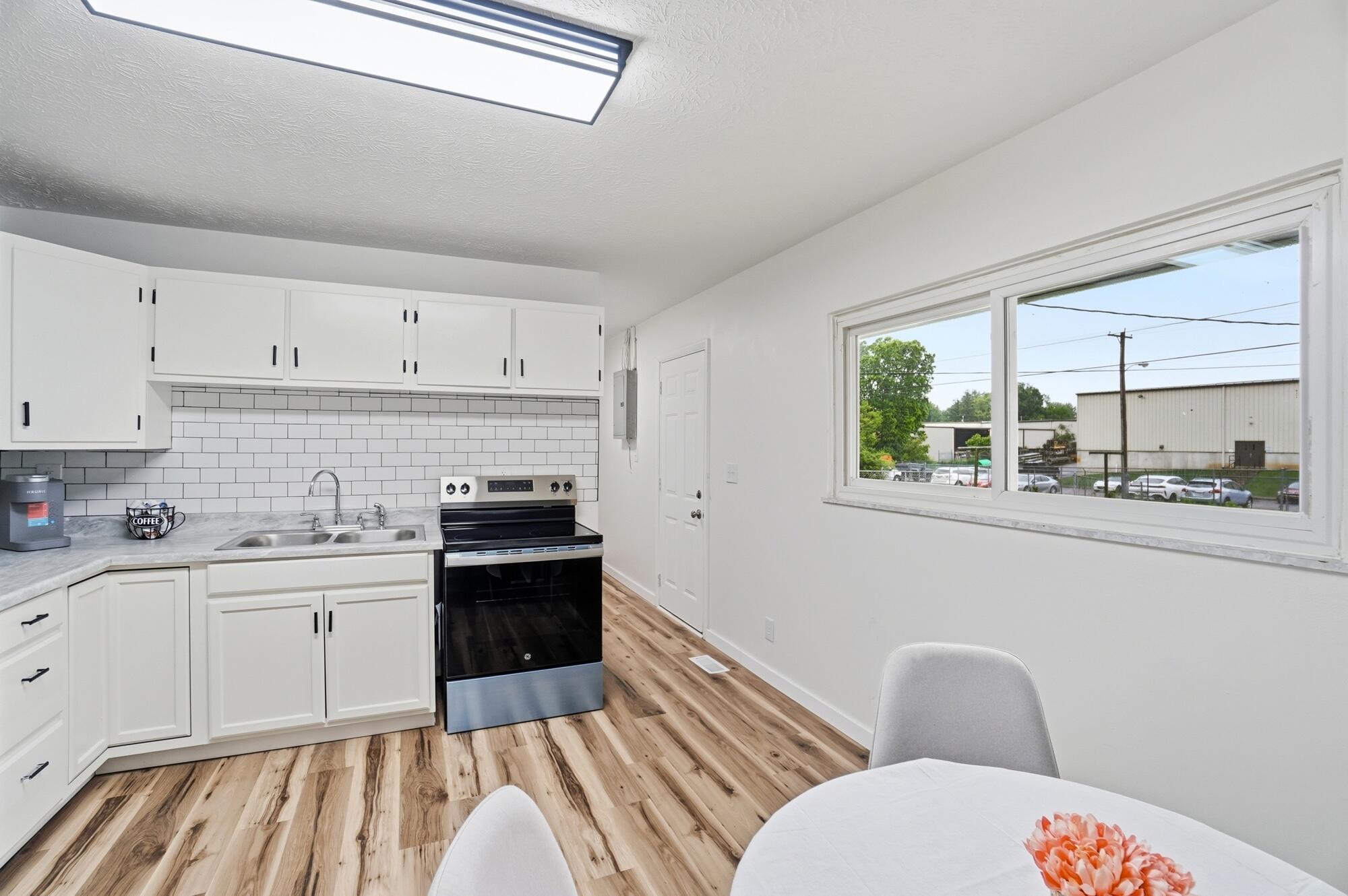1923 Portage Path, Springfield, Ohio 45506