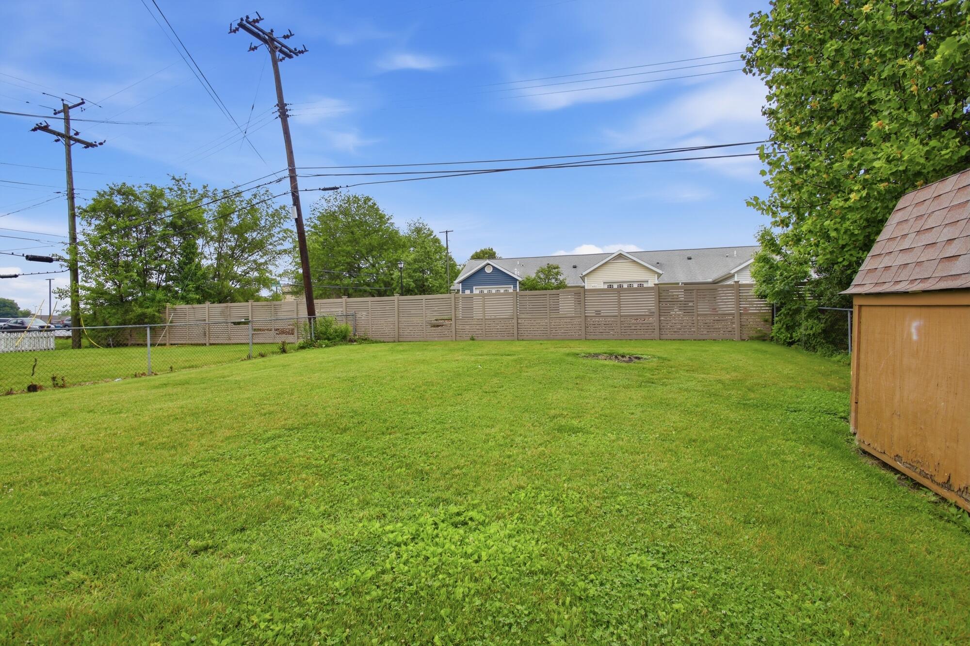 325 Gruen Drive, Springfield, Ohio 45505