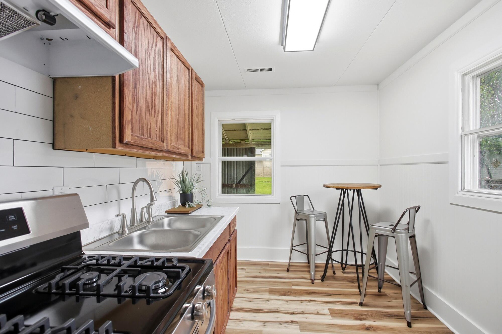 325 Gruen Drive, Springfield, Ohio 45505